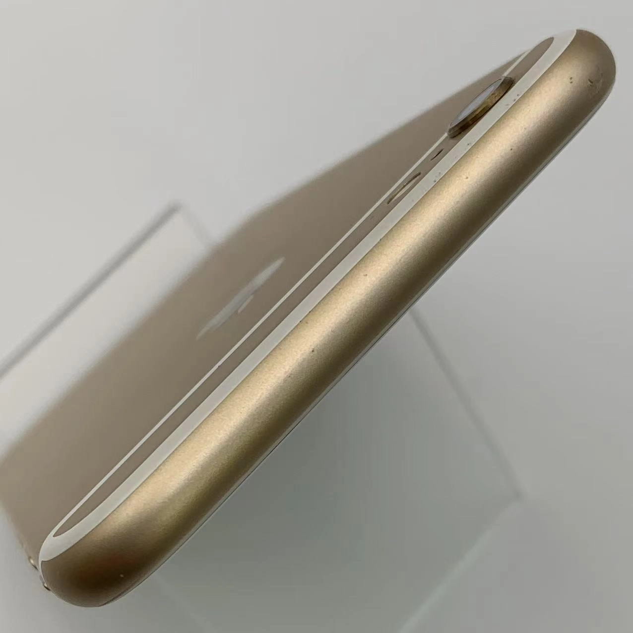 iPhone6 64GB ゴールド MG4J2J/A docomo