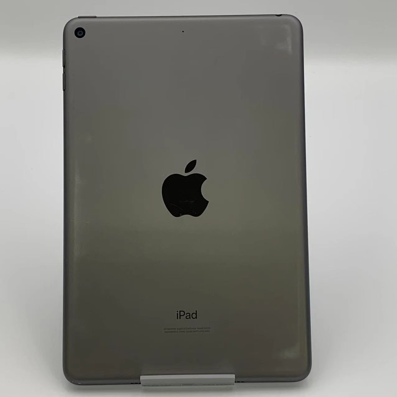 iPad mini 第5世代 Wi-Fiモデル 64GB スペースグレイ MUQW2ZP/A