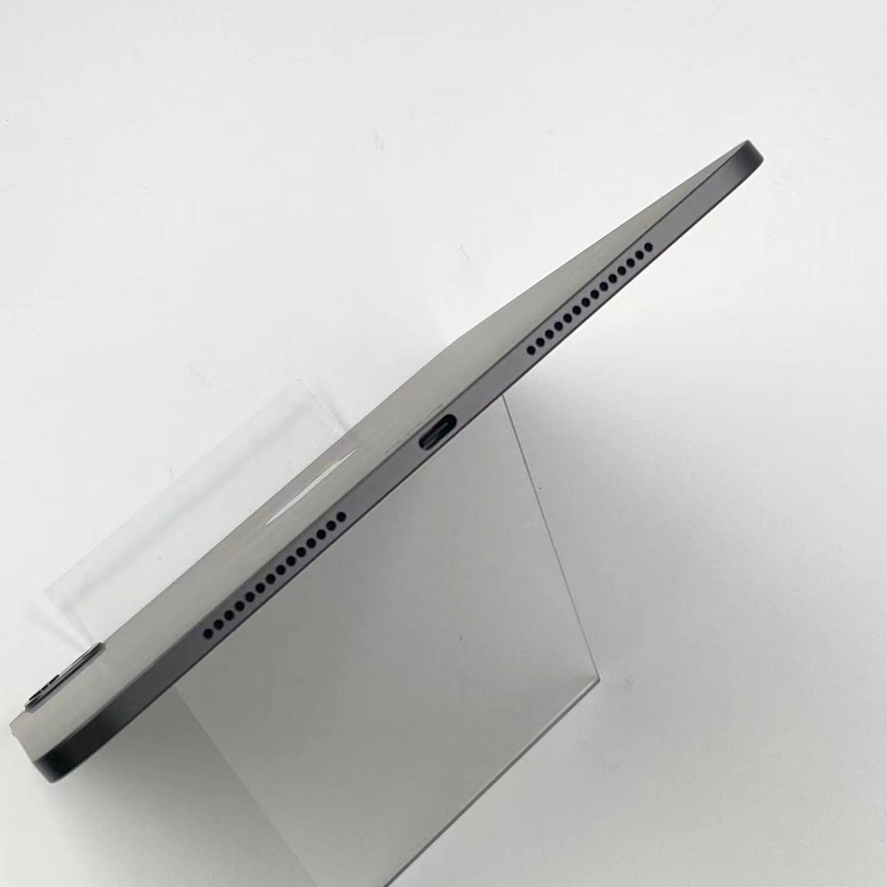 iPad Pro 11インチ 第5世代 256GB Wi-Fiモデル MVV83J/A 新品同様