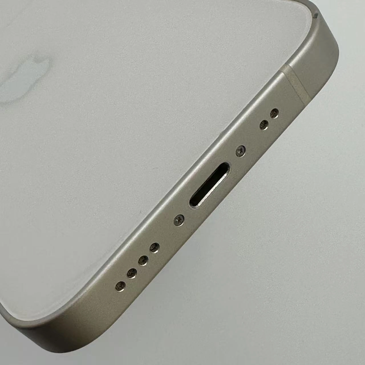 iPhone13 mini 128GB スターライト MLJE3J/A Apple版SIMフリー 美品