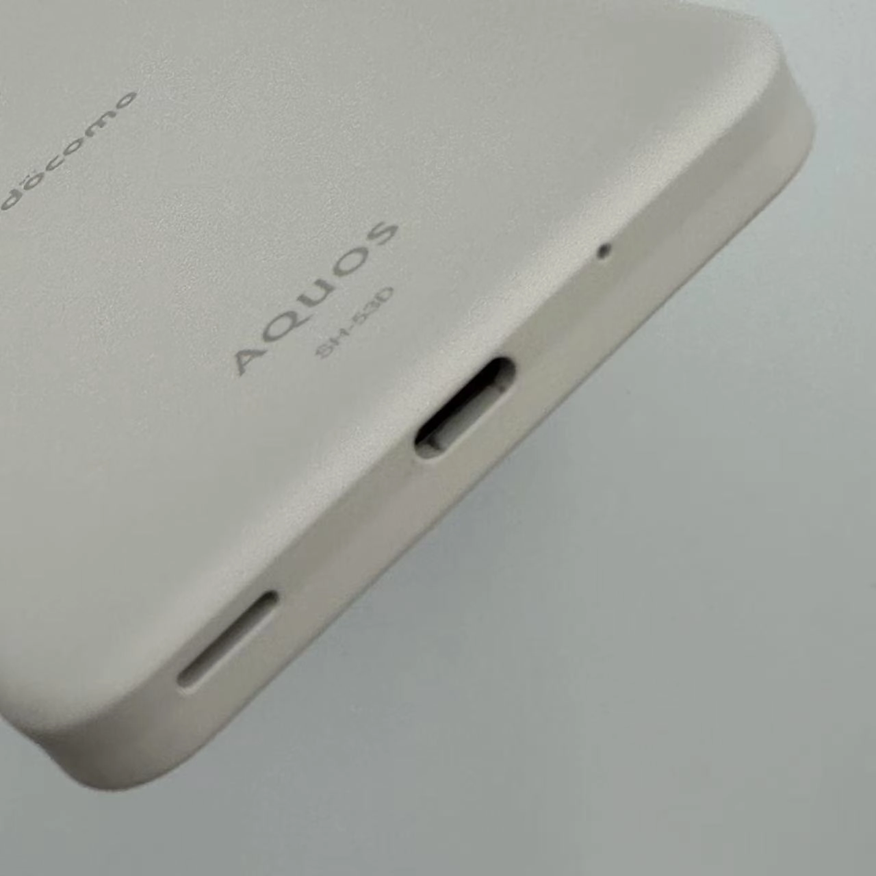 AQUOS wish3 64GB SH-53D docomo版SIMフリー 極美品