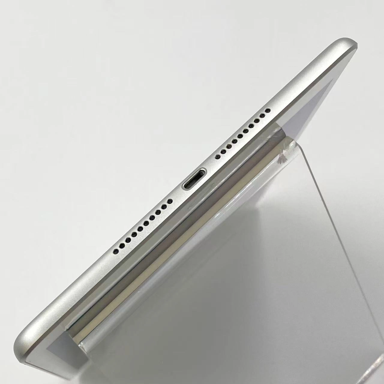 iPad mini 第5世代 64GB MUX62J/A SoftBank版SIMフリー 美品 シルバー