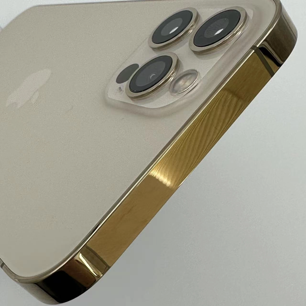 iPhone12 Pro 512GB MGMH3J/A docomo版SIMフリー 極美品 ゴールド