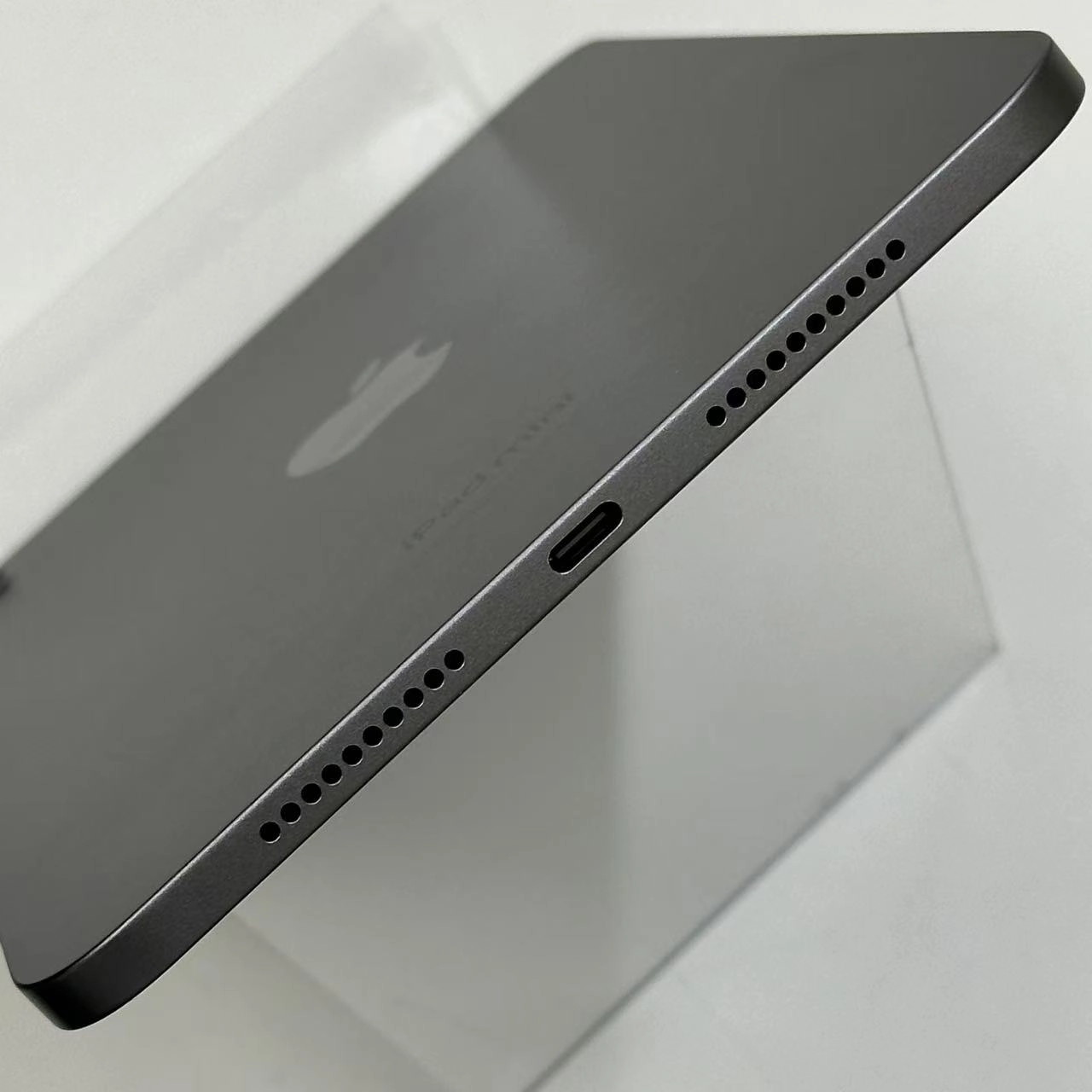 iPad mini 第7世代 Wi-Fiモデル 128GB MXN63J/A 新品同様 スペースグレイ