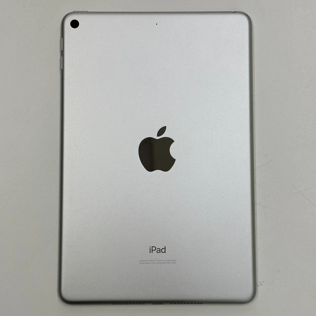 iPad mini 第5世代 Wi-Fiモデル 64GB MUQX2ZP/A シルバー
