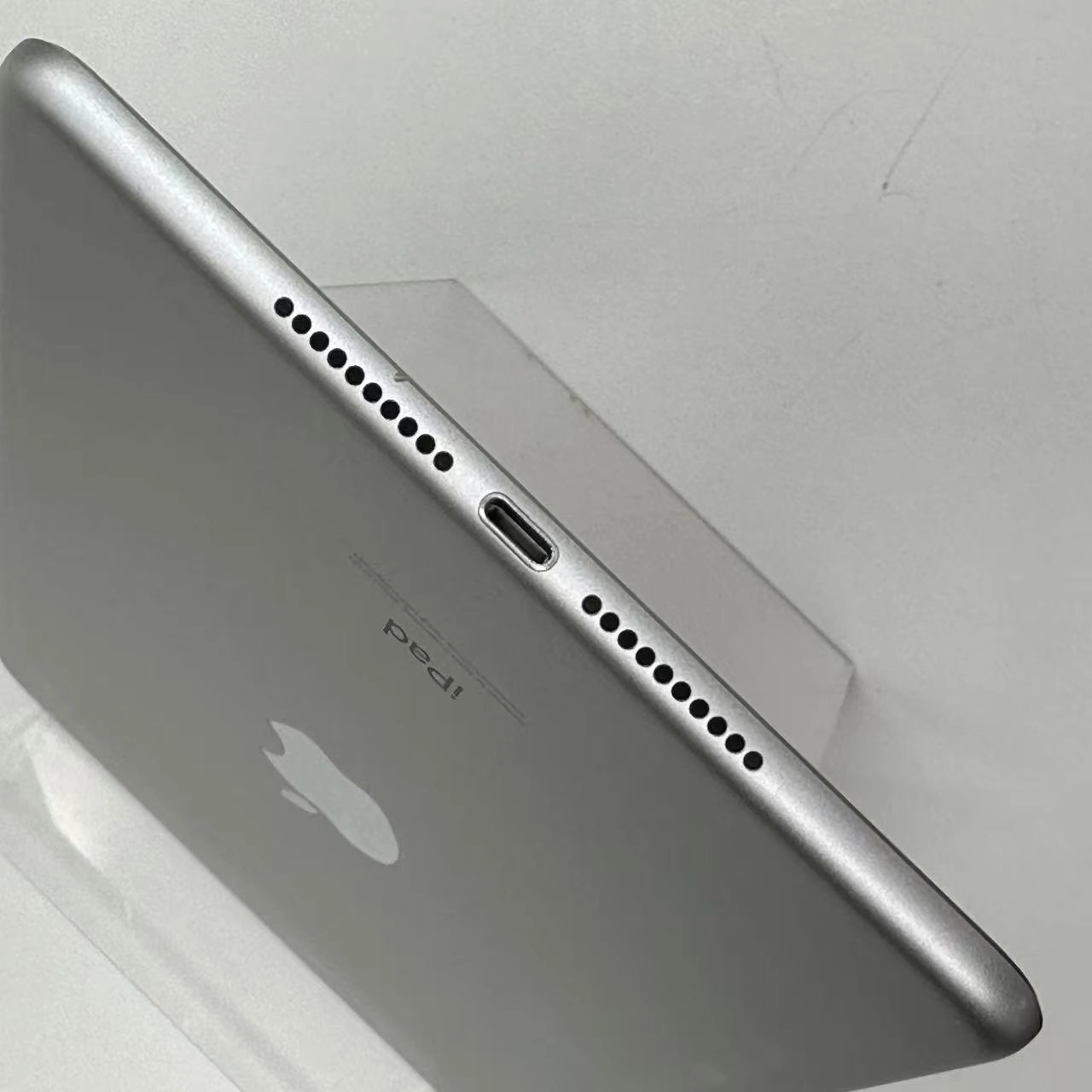 iPad mini 第5世代 Wi-Fiモデル 64GB MUQX2ZP/A シルバー