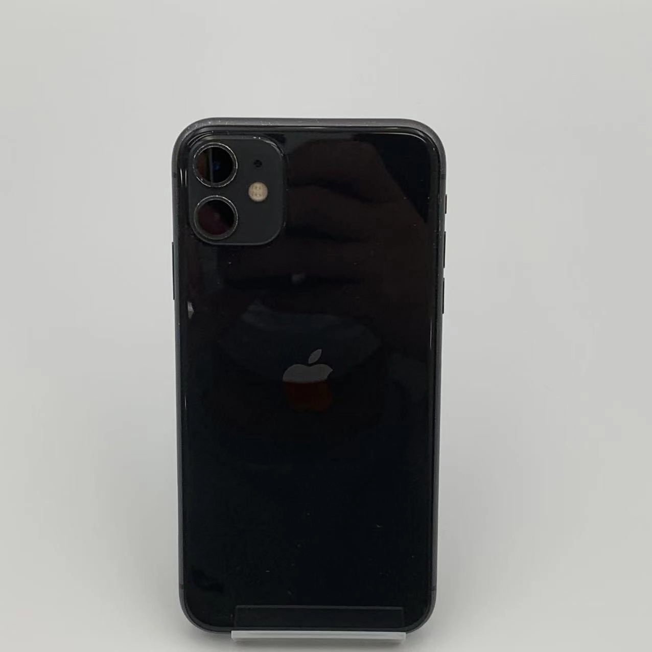 iPhone11 64GB ブラック MWLT2J/A  docomo版SIMフリー ジャンク品