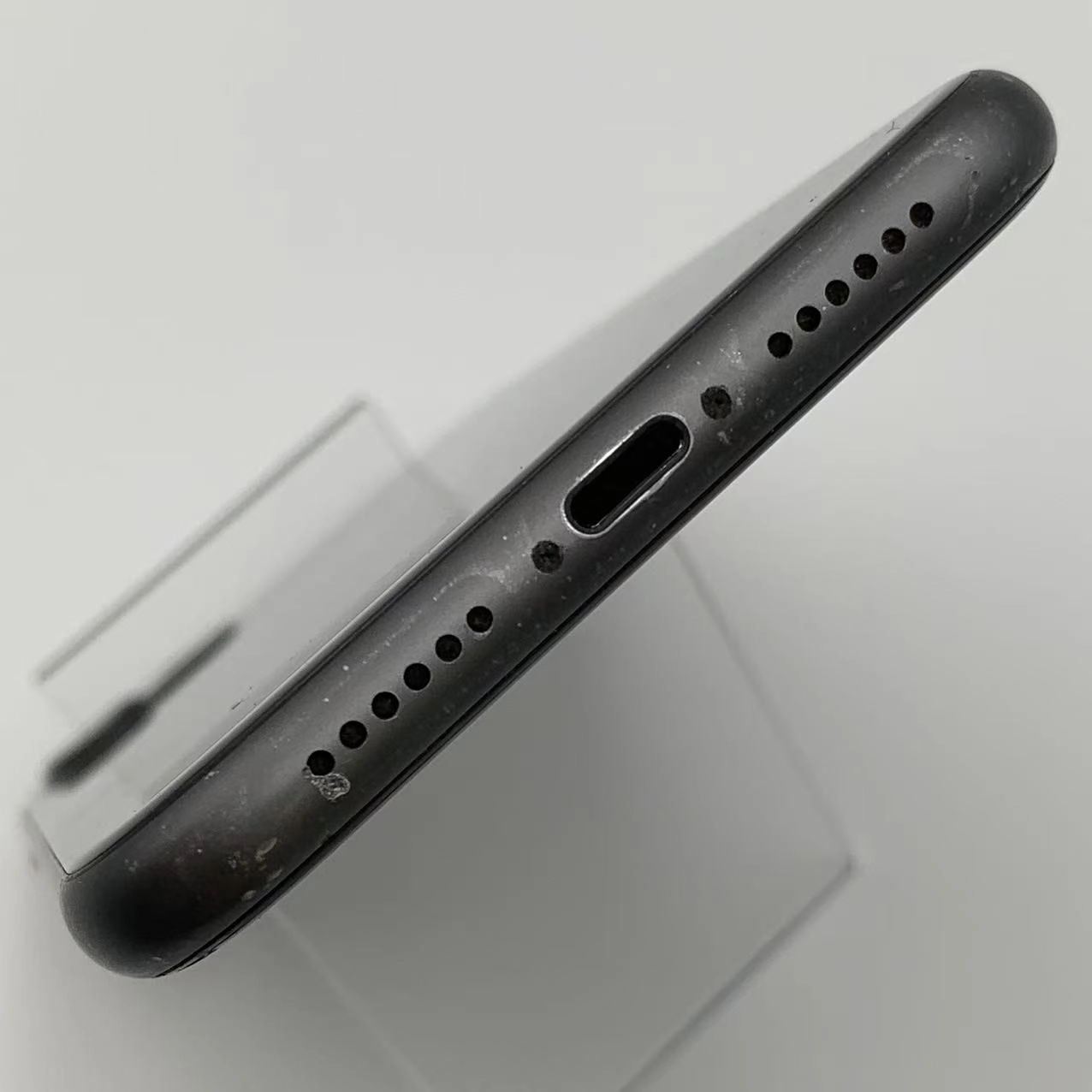 iPhone11 64GB ブラック MWLT2J/A  docomo版SIMフリー ジャンク品