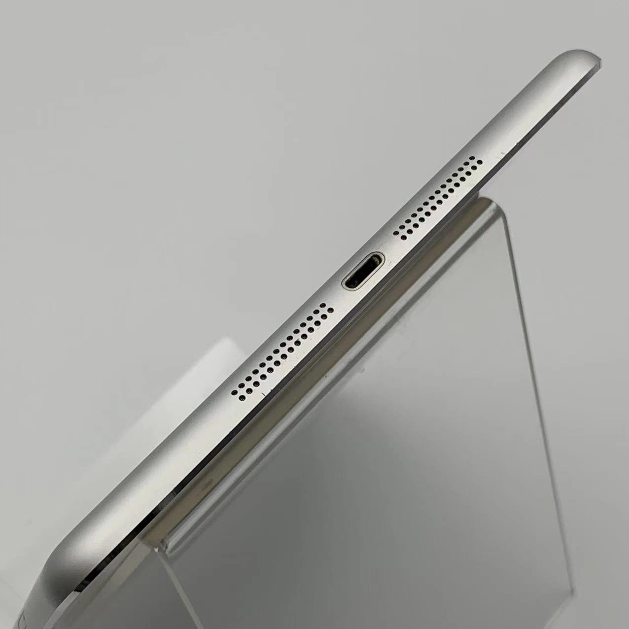 値下げ iPad mini 第1世代 16GB シルバー MD543J/A SoftBank版 訳あり品