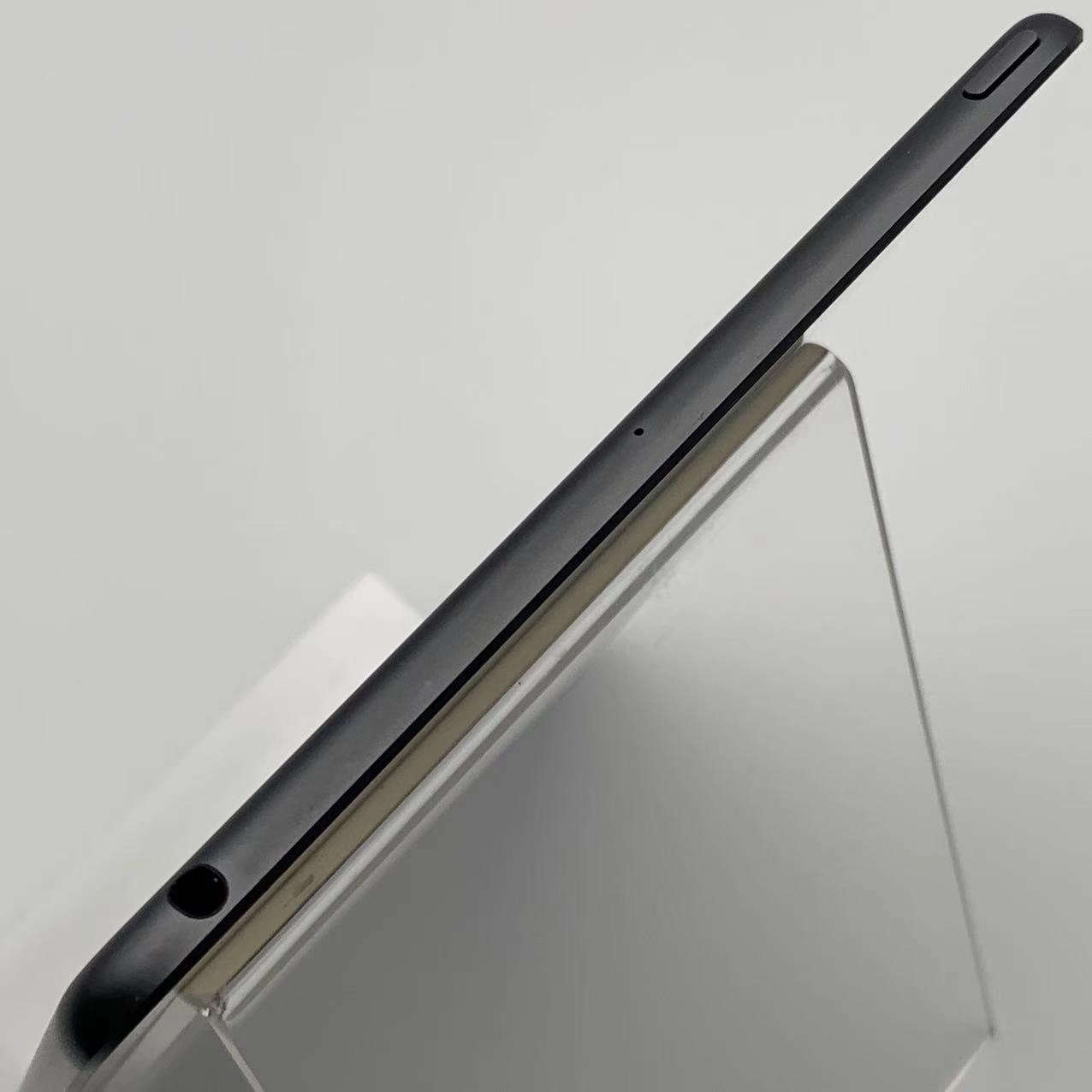 iPad mini 第5世代 Wi-Fiモデル 256GB スペースグレイ MUU32ZP/A