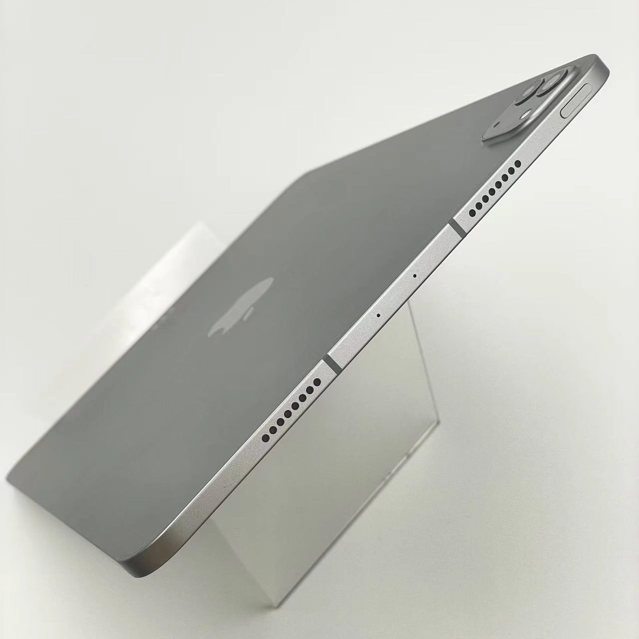 iPad Pro 11インチ 第4世代 128GB  MNYC3J/A Apple版SIMフリー 美品