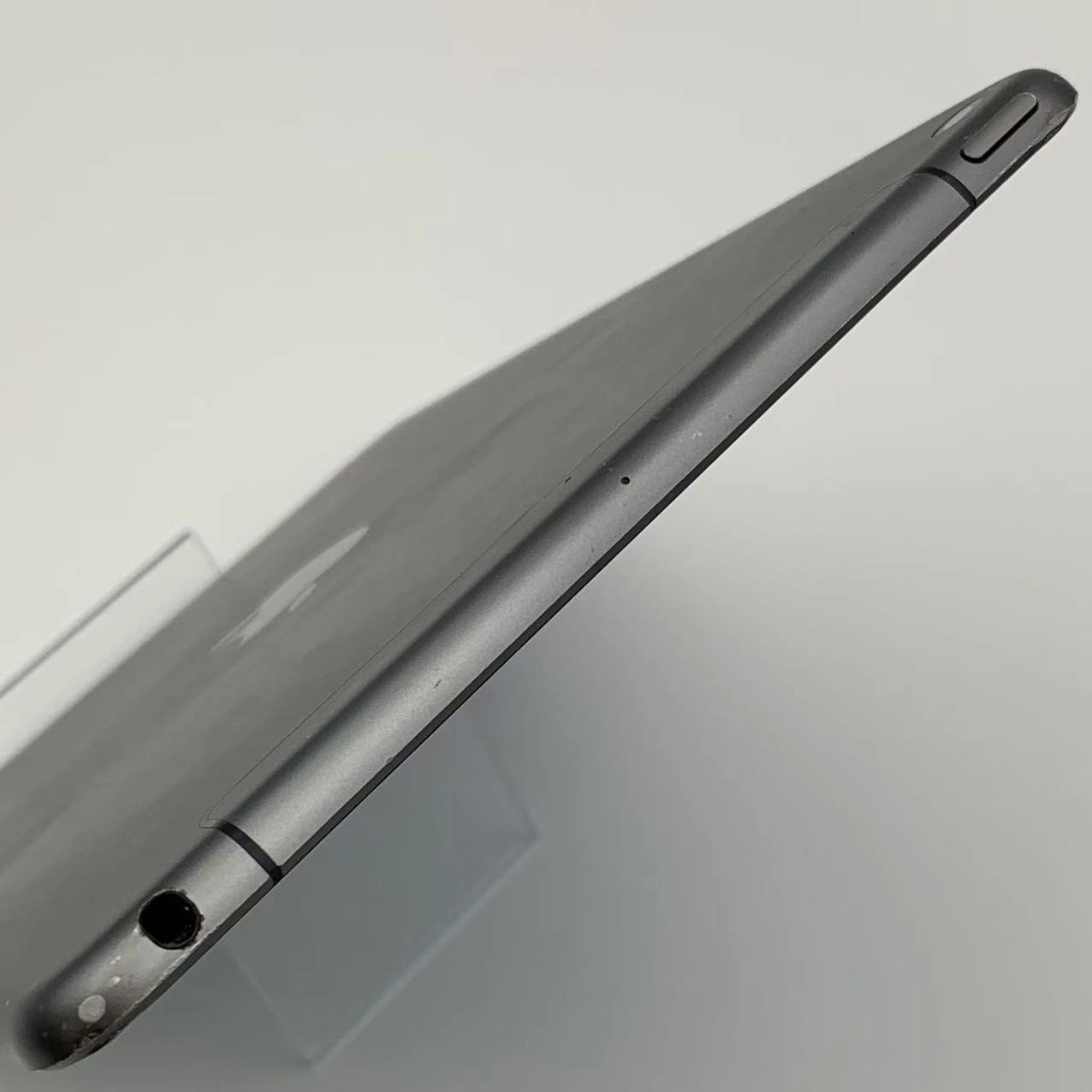 iPad mini 第5世代 Wi-Fi+Cellular モデル 256GB  MUXC2ZP/A 海外版SIMフリー スペースグレイ