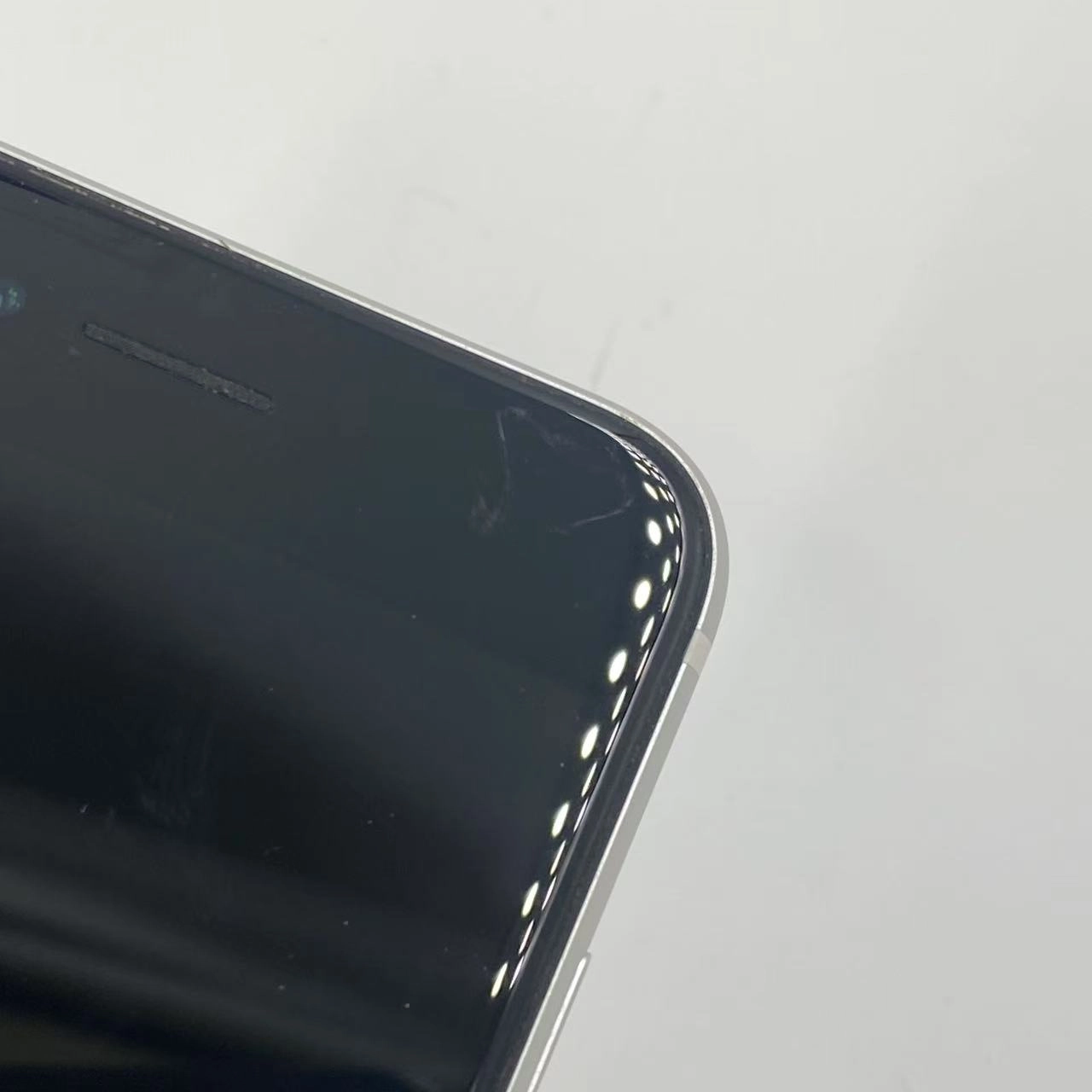 iPhoneSE 第2世代 256GB MHGX3J/A Apple版SIMフリー 美品 ホワイト