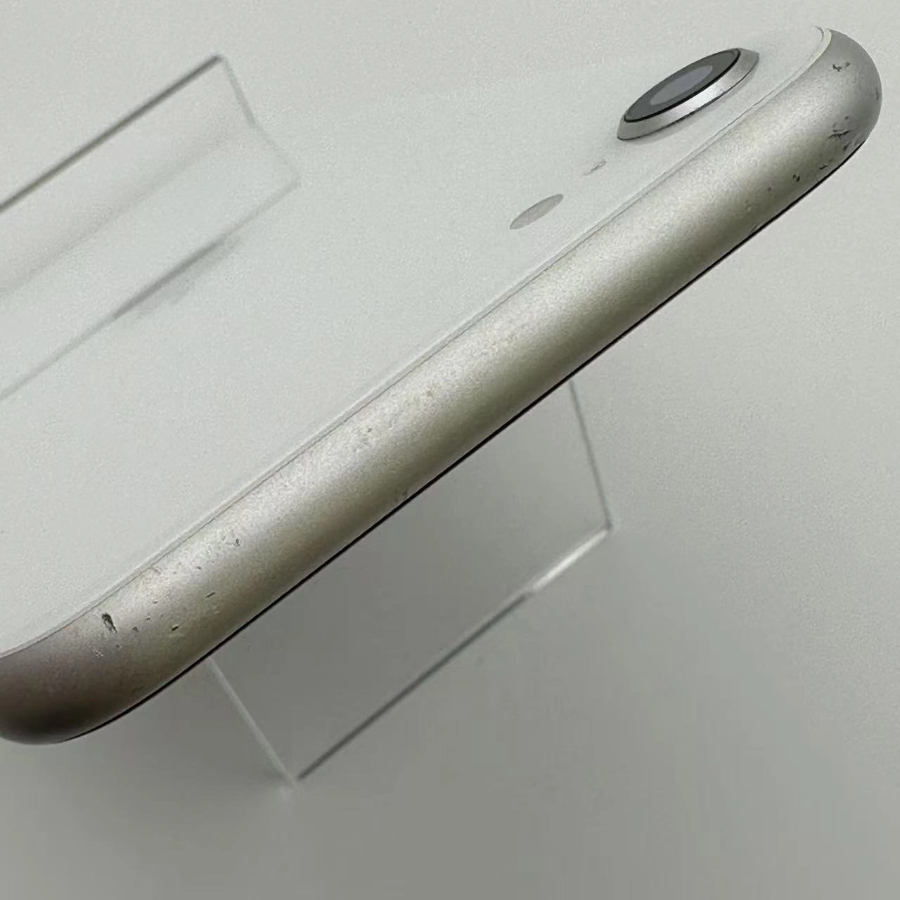 iPhoneSE 第2世代 256GB MXVU2J/A Apple版SIMフリー 訳あり品 ホワイト