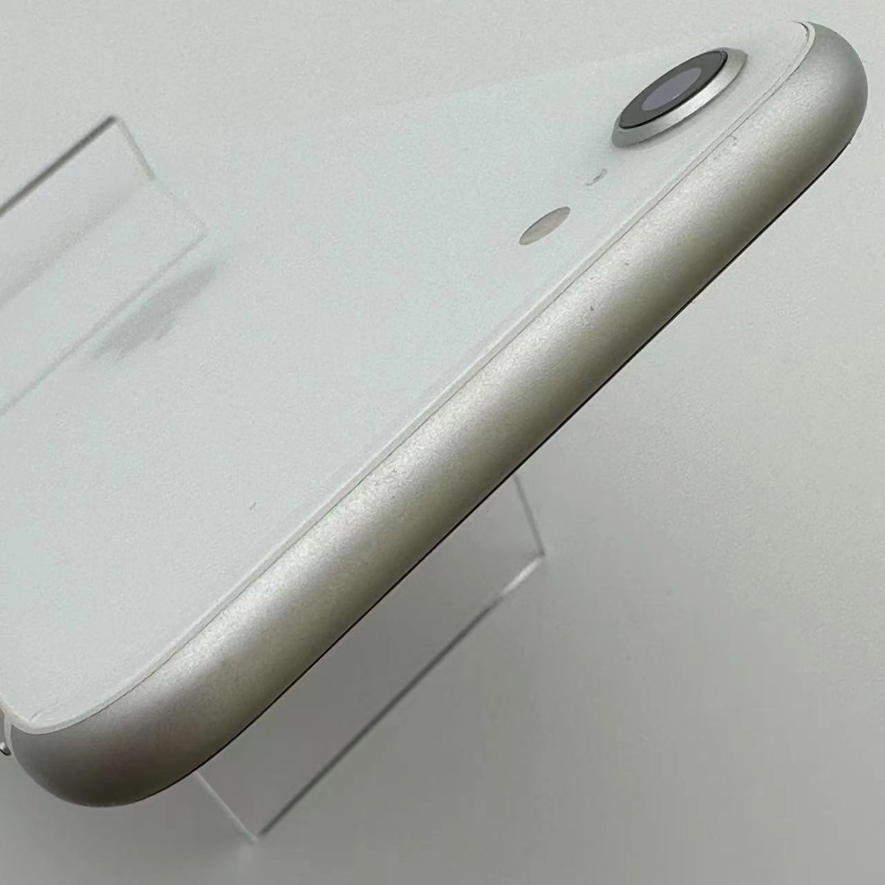 iPhoneSE 第2世代 256GB MHGX3J/A Apple版SIMフリー 訳あり品 ホワイト