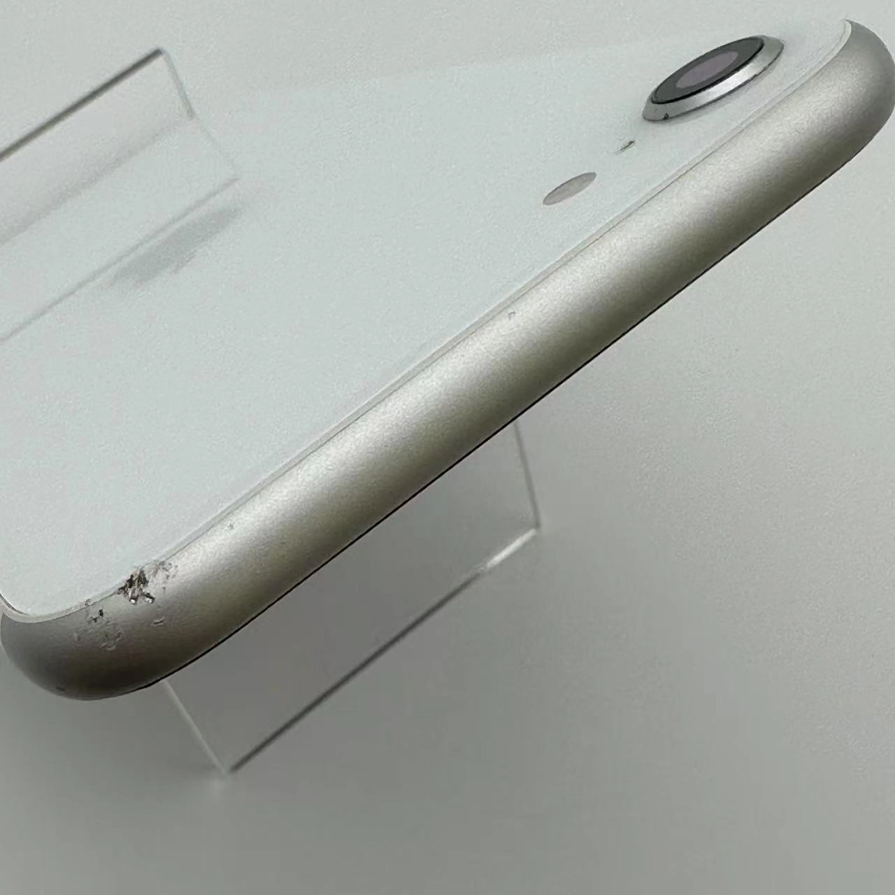 iPhoneSE 第2世代 256GB MHGX3J/A Apple版SIMフリー 訳あり品 ホワイト