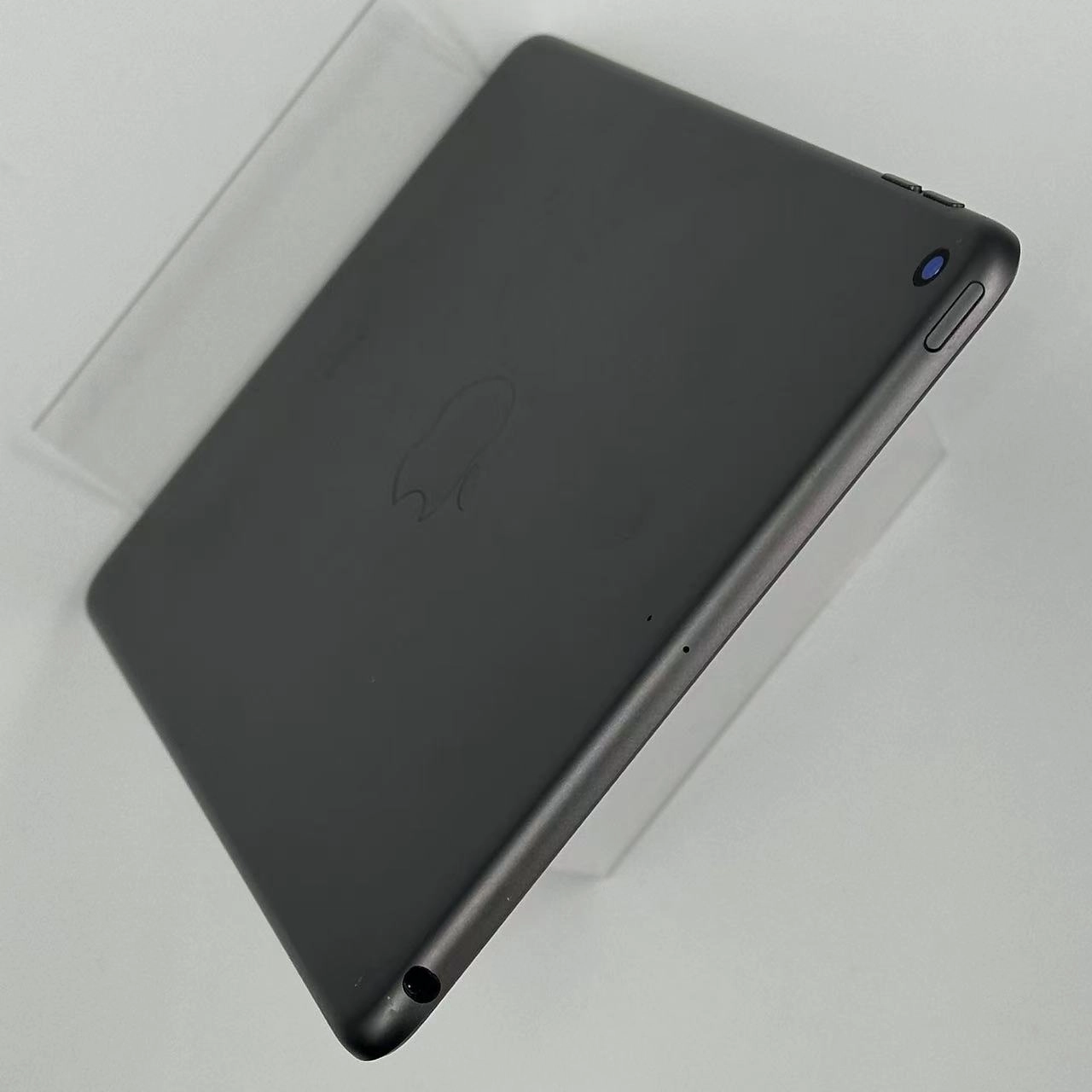 iPad mini 第5世代 海外版Wi-Fiモデル 64GB スペースグレイ MUQW2ZP/A 極美品