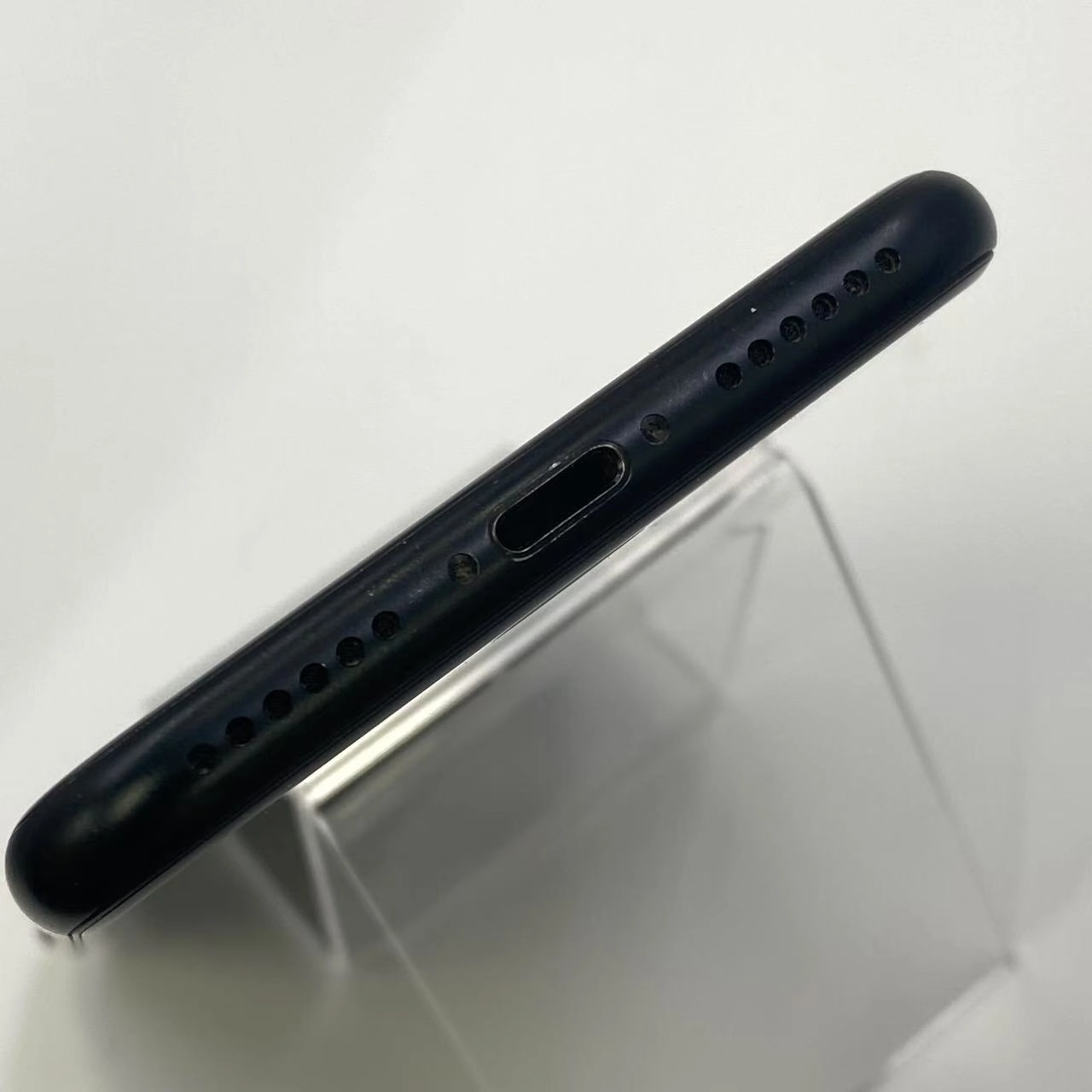 iPhoneSE 第2世代 256GB MXVT2J/A Apple版SIMフリー ブラック