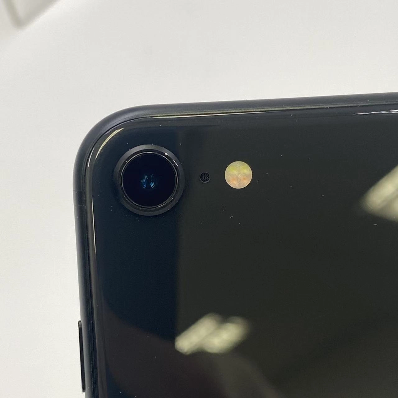 iPhoneSE 第2世代 256GB MXVT2J/A AU版SIMフリー 美品 ブラック au