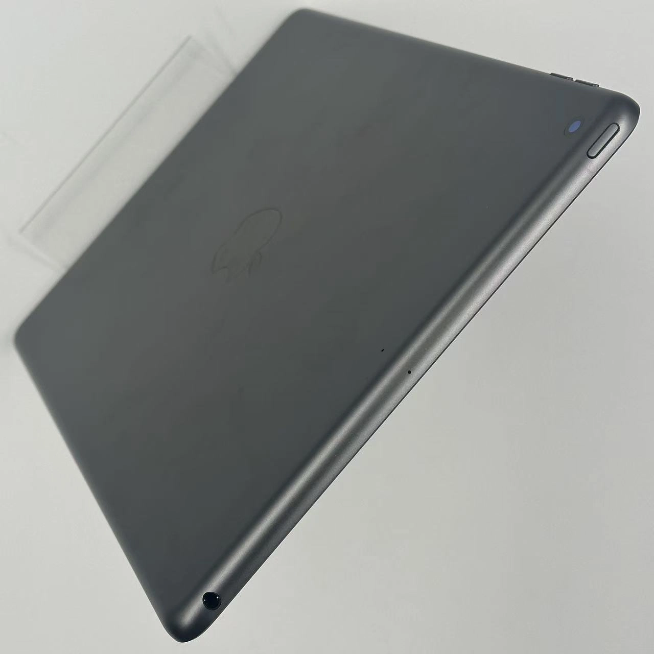 iPad 第7世代 Wi-Fiモデル 128GB MW772J/A 極美品