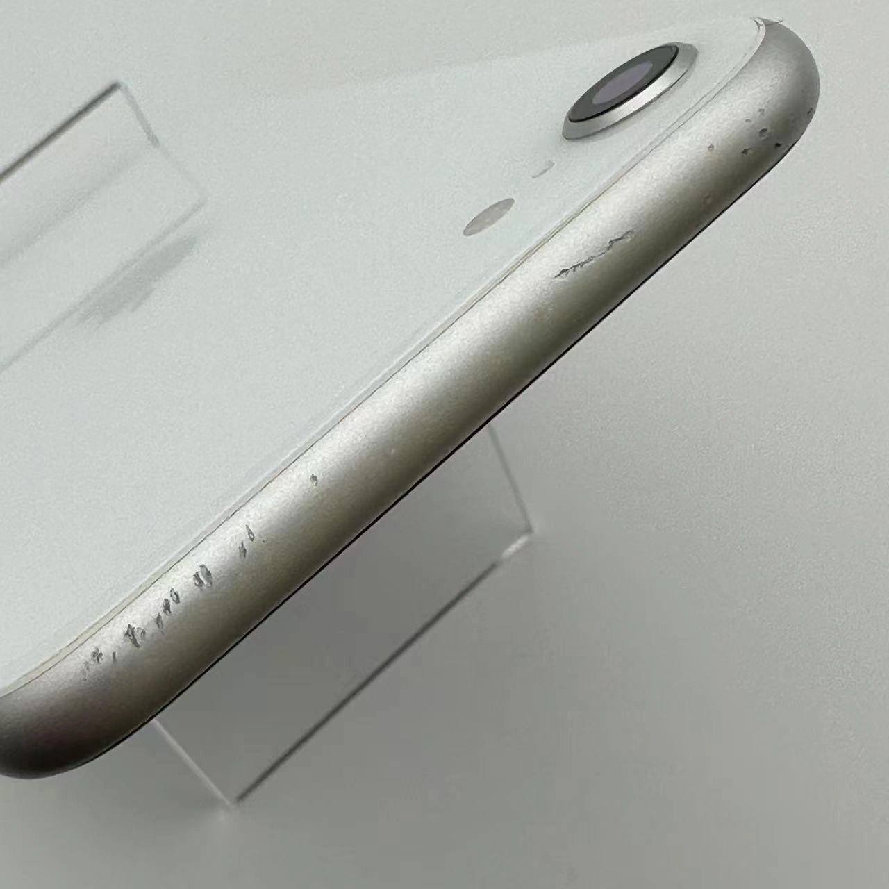 iPhoneSE 第2世代 256GB MXVU2J/A Apple版SIMフリー 訳あり品 ホワイト