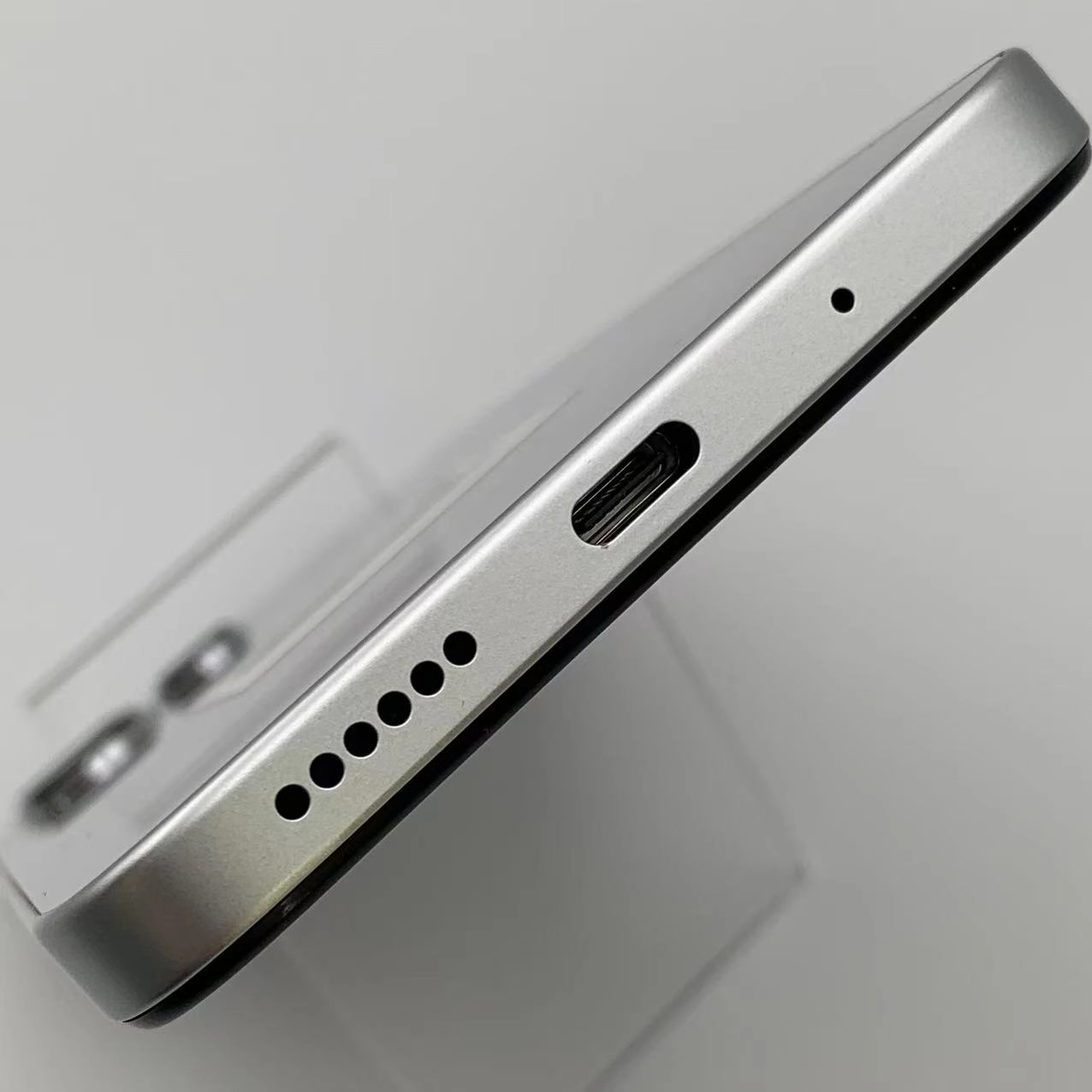 Xiaomi Redmi 12 5G 4GB/128GB XIG03 AU版SIMフリー 新品同様