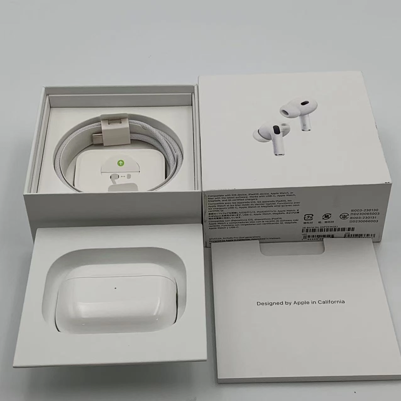 AirPods Pro 第2世代 MagSafe充電ケース(USB-C)付き ホワイト MTJV3J/A