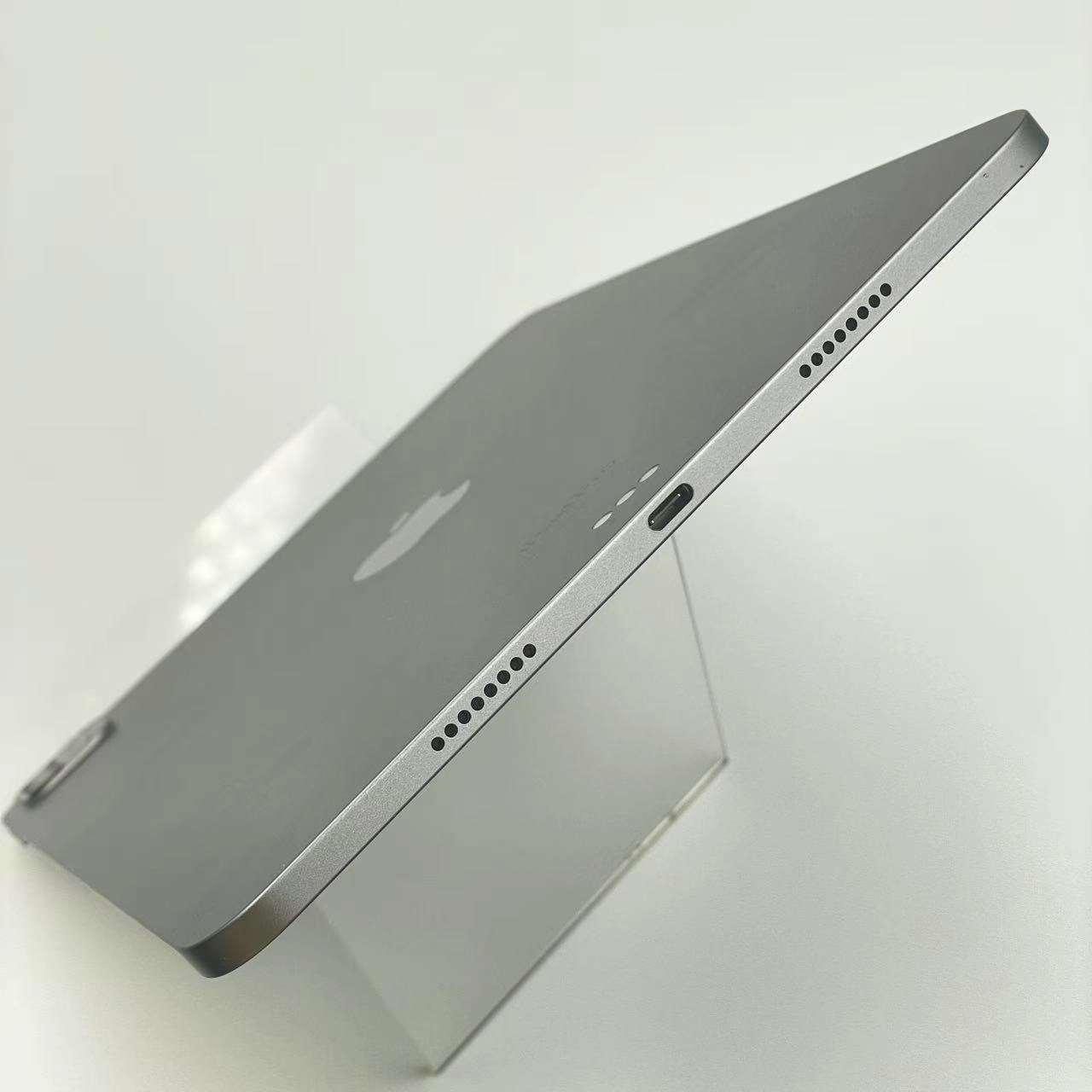 iPad Pro 11インチ 第4世代 Wi-Fiモデル 256GB MNXF3J/A 美品