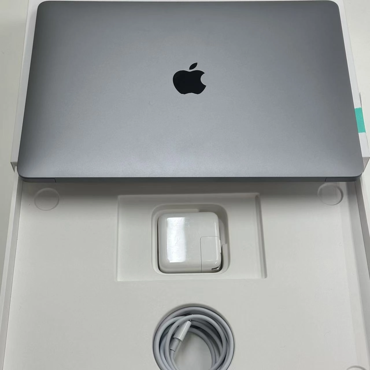 MacBook Air M1 2020 16GB 512GB Z12500051 極美品 16GB/512GB スペースグレイ