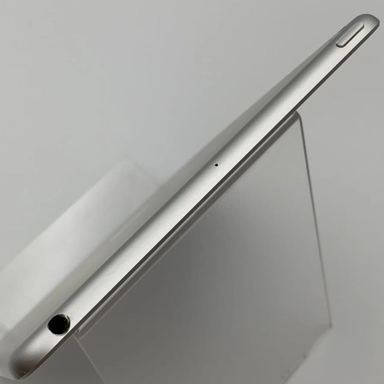 iPad mini 第5世代 Wi-Fiモデル 64GB  MUQX2ZP/A シルバー