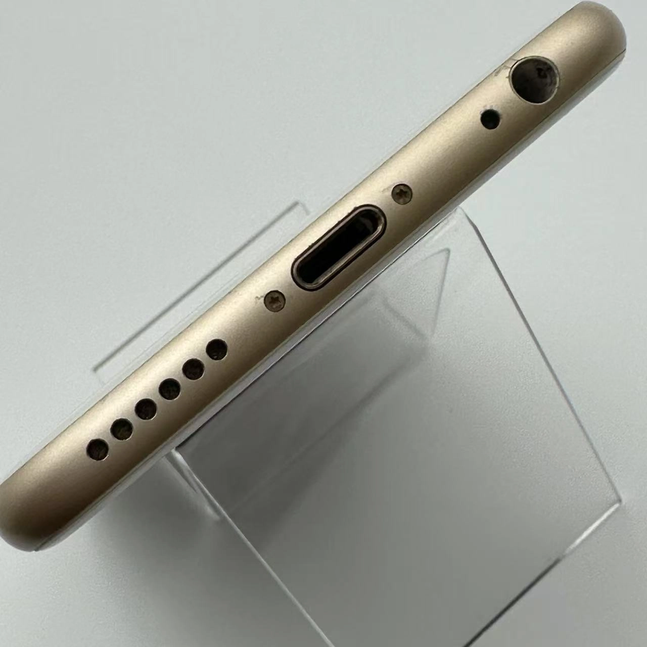 iPhone6s 64GB MKQQ2J/A au版SIMフリー ゴ-ルド