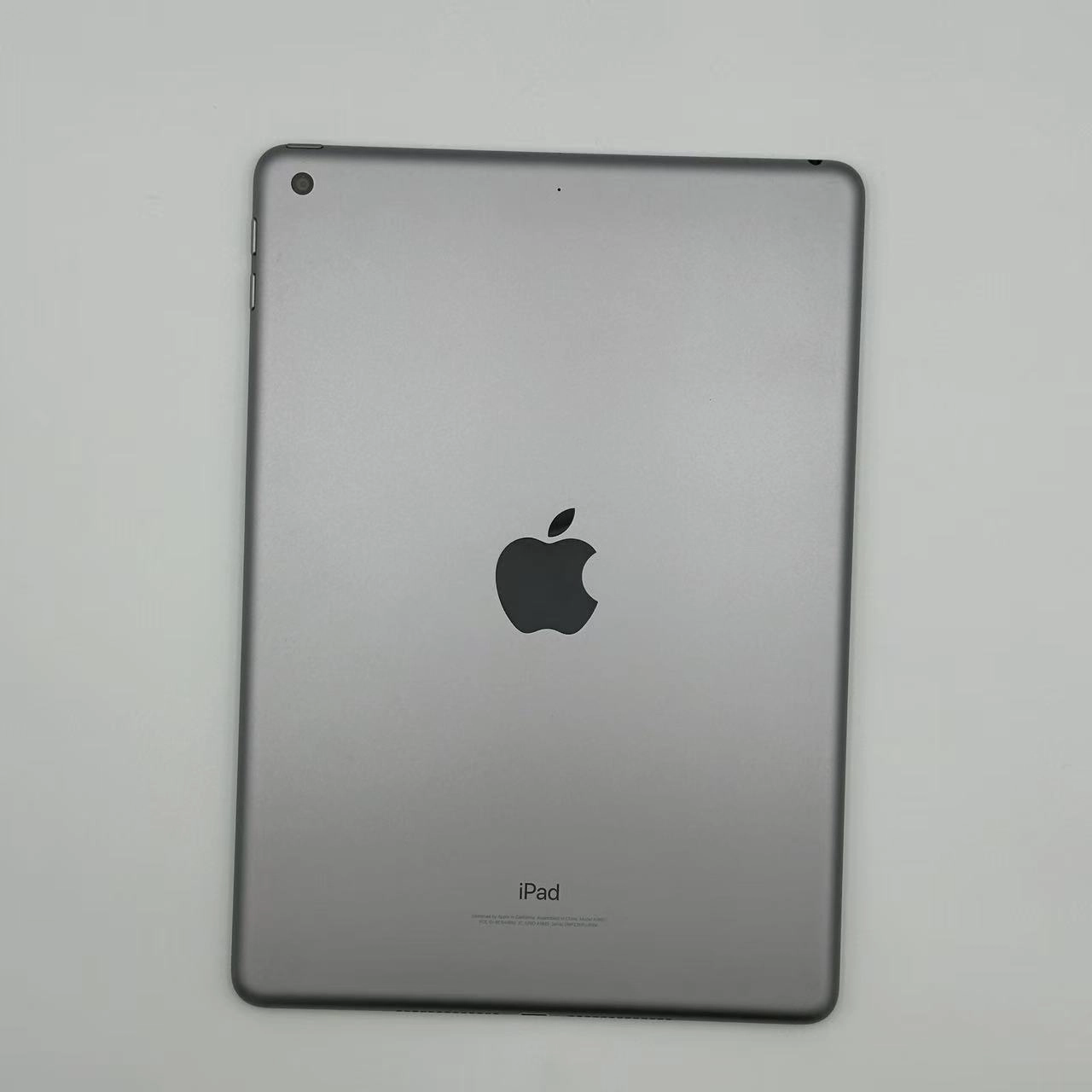 iPad 第6世代 Wi-Fiモデル 128GB MR7J2J/A