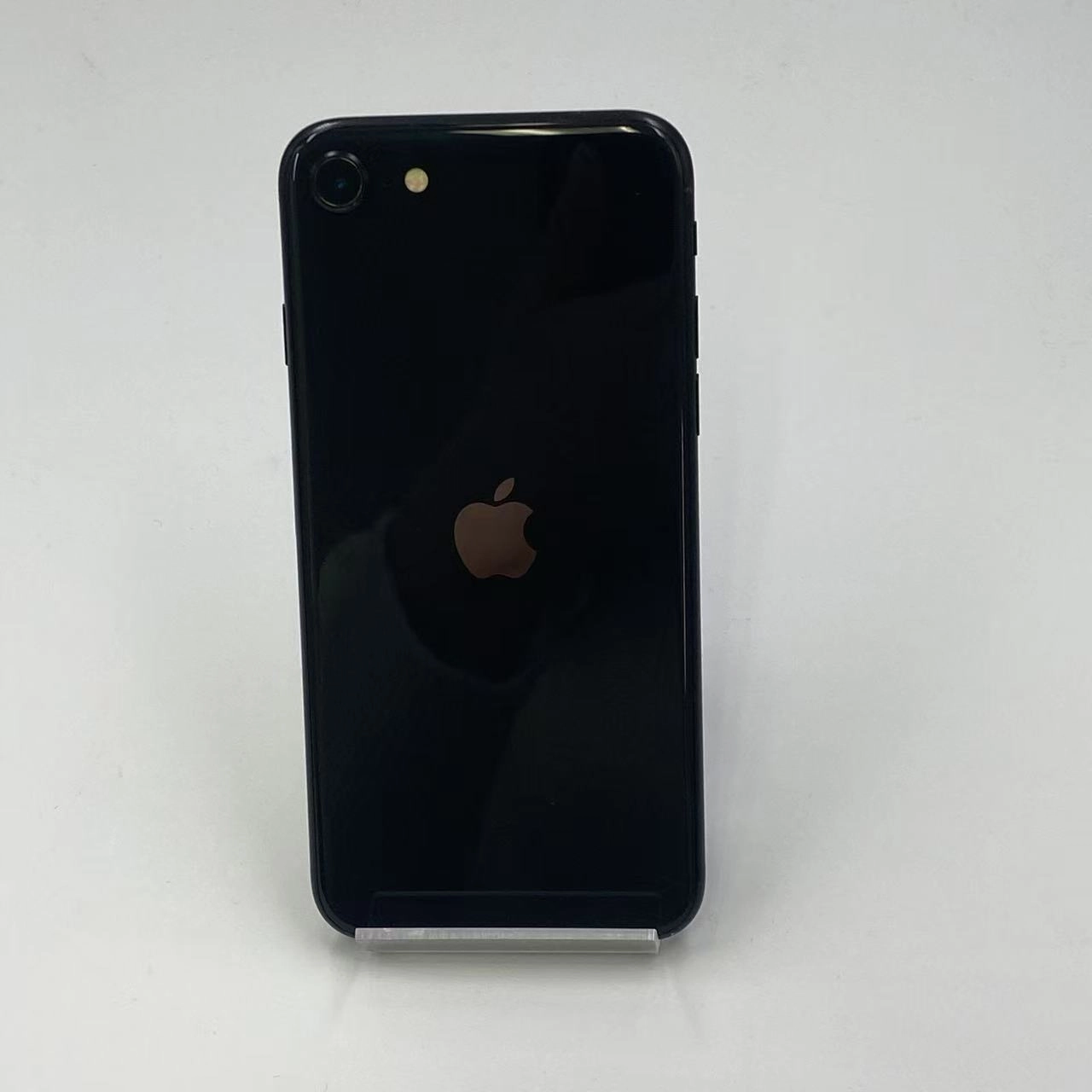 iPhoneSE 第2世代 256GB NXVT2J/A docomo版SIMフリー ブラック