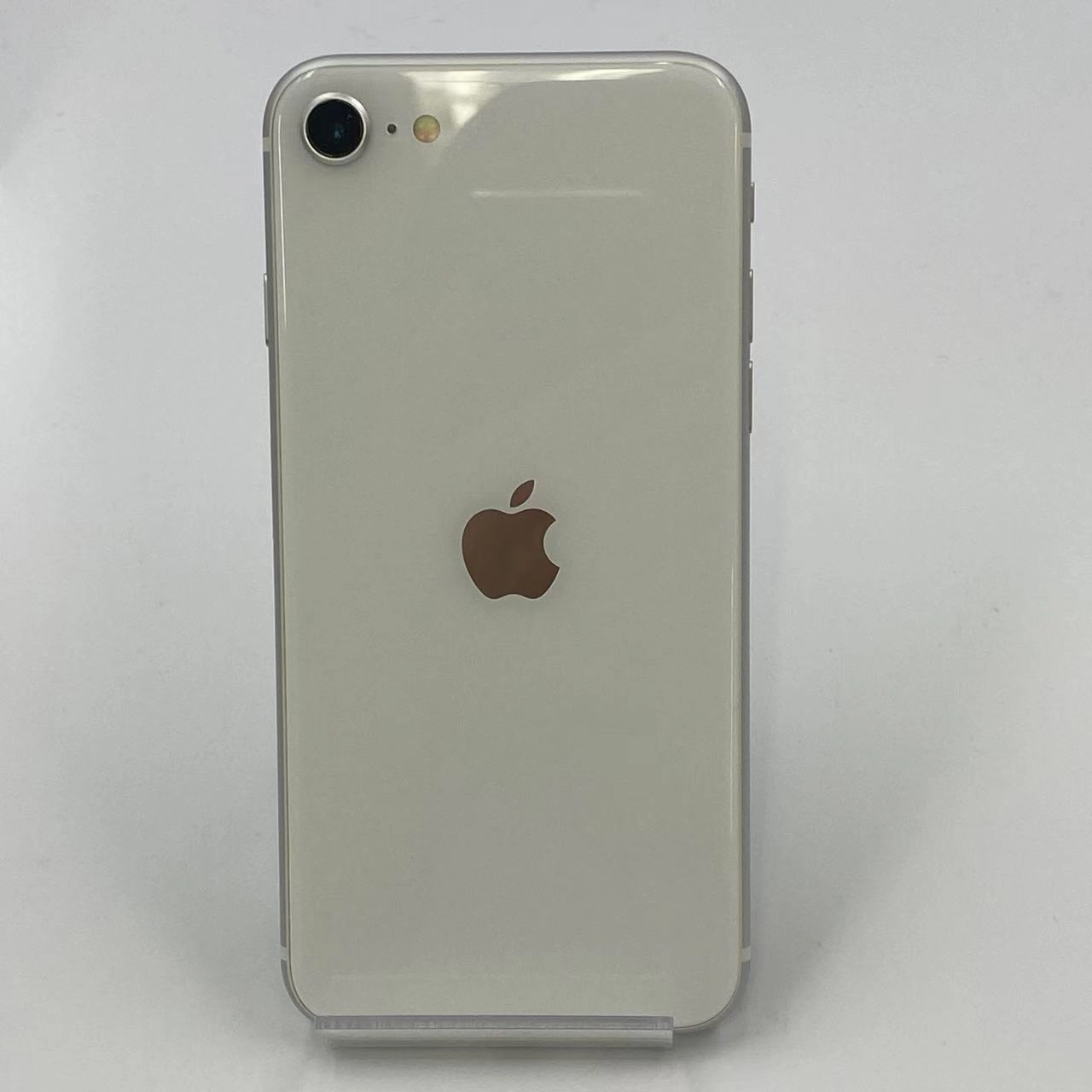 iPhoneSE 第2世代 256GB NXVU2J/A docomo版SIMフリー ホワイト