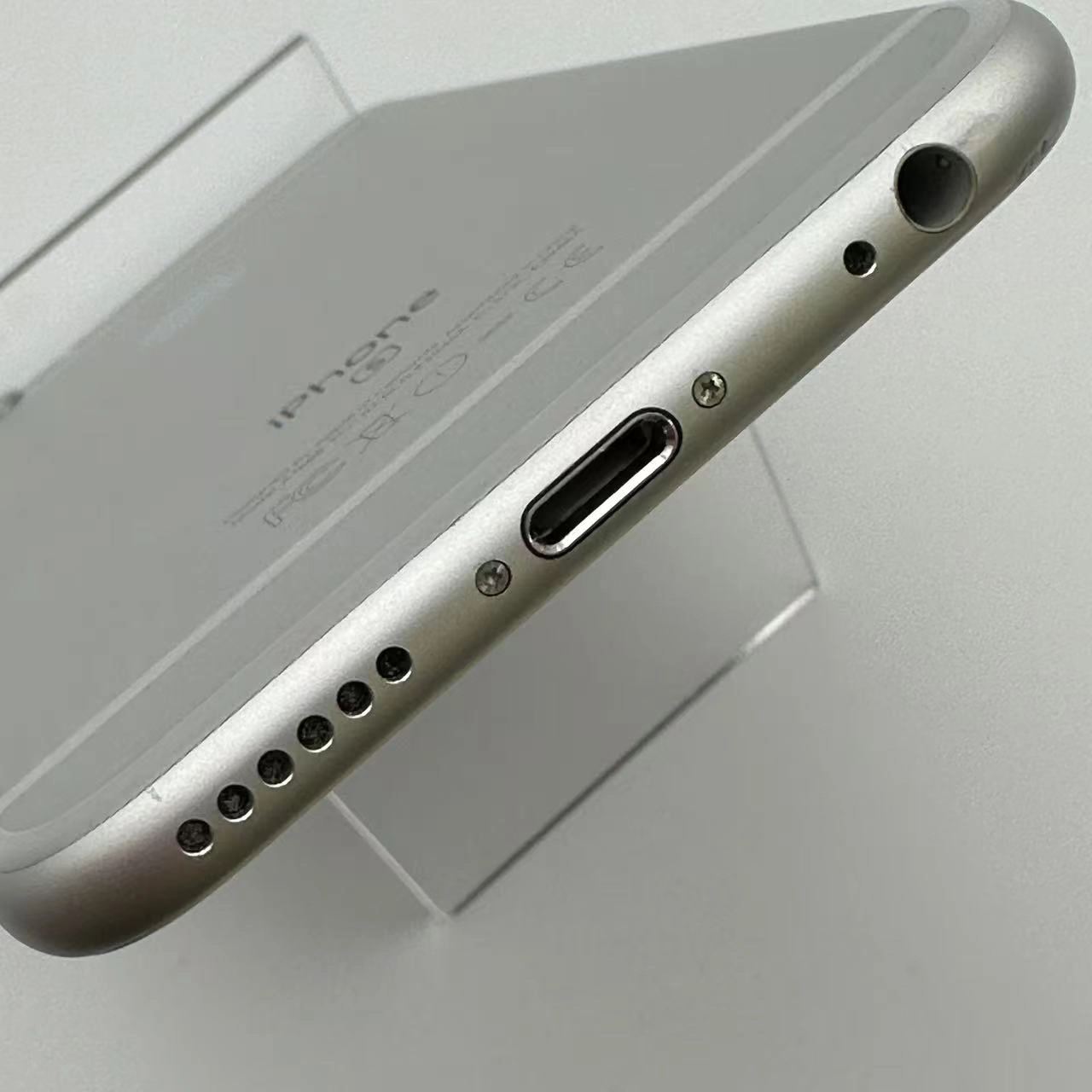 iPhone6s 128GB MKQU2J/A AppleSIMフリー シルバー