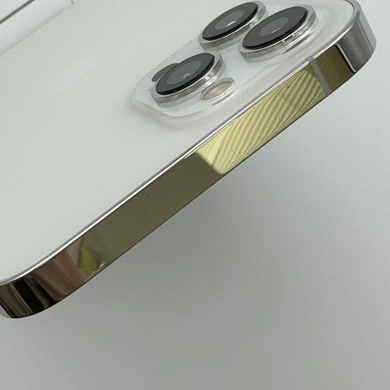 iPhone12 Pro Max 512GB MGD43J/A docomo版SIMフリー 美品 シルバー