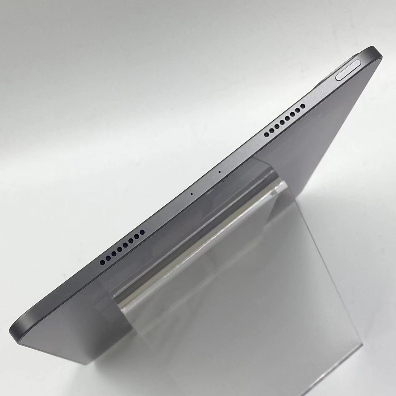 iPad Pro 11インチ 第3世代 Wi-Fiモデル 128GB MHQR3J/A スペースグレイ