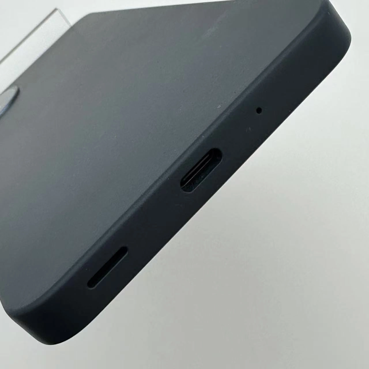 AQUOS wish4 64GB SH-52E docomo版SIMフリー 新品未使用 4GB/64GB ブラック