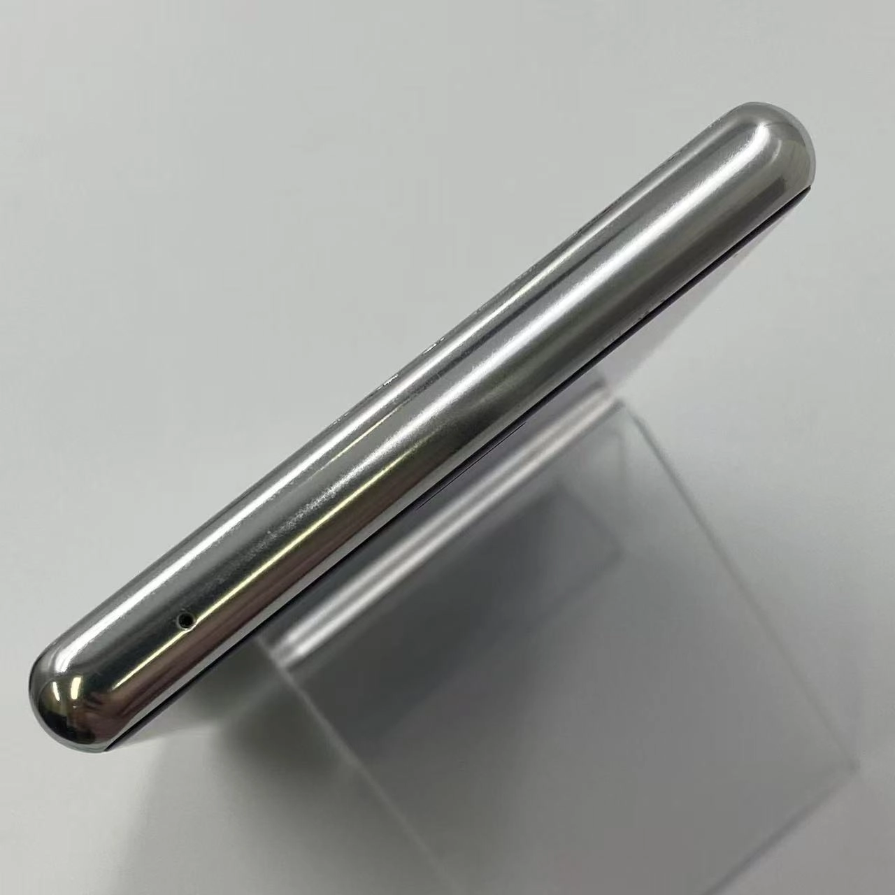 Xperia 5 64GB SO-01M docomo版SIMフリー グレー