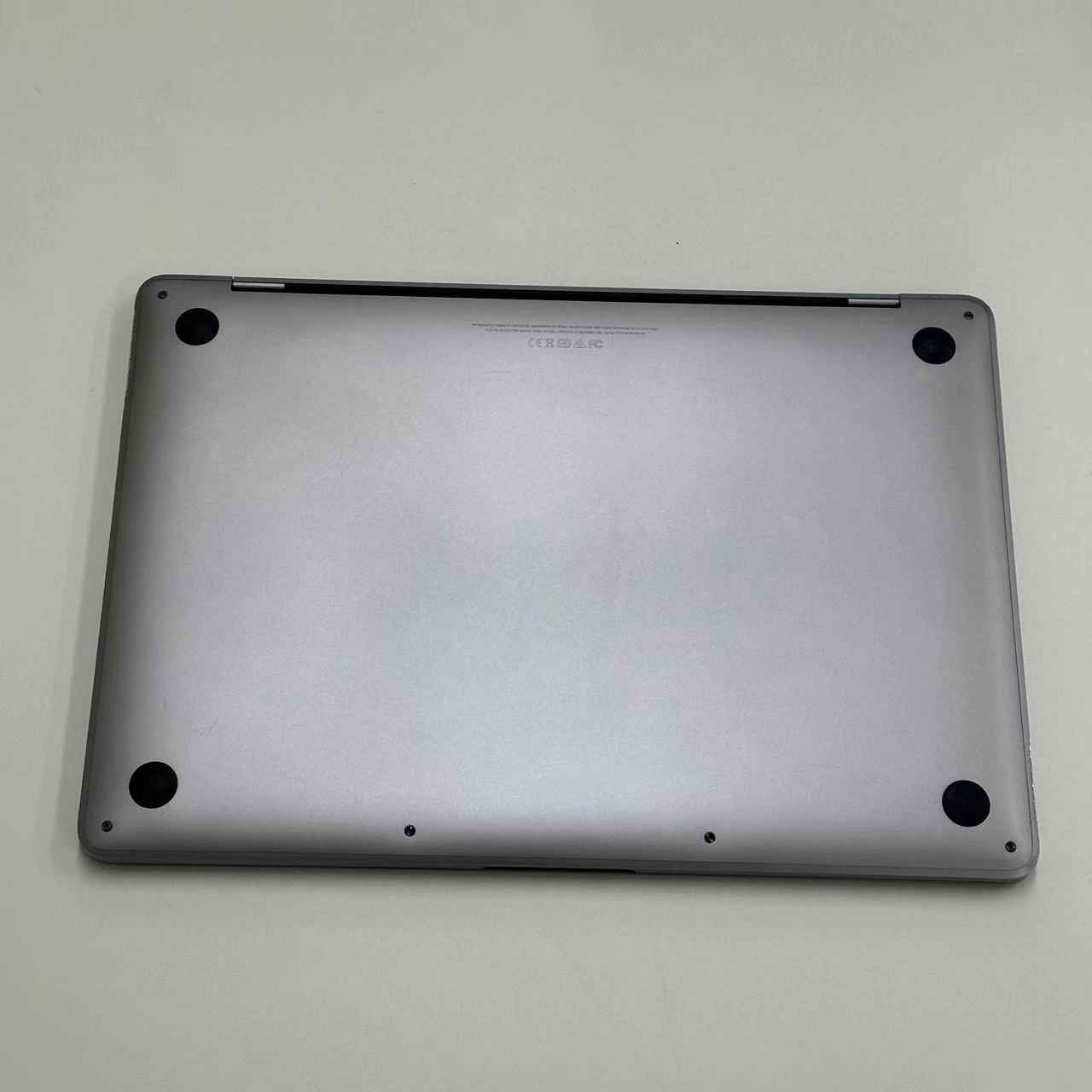 MacBook Pro 13インチ 2017 2.3GHz Core i5 16GB 256GB A1708 スペースグレイ