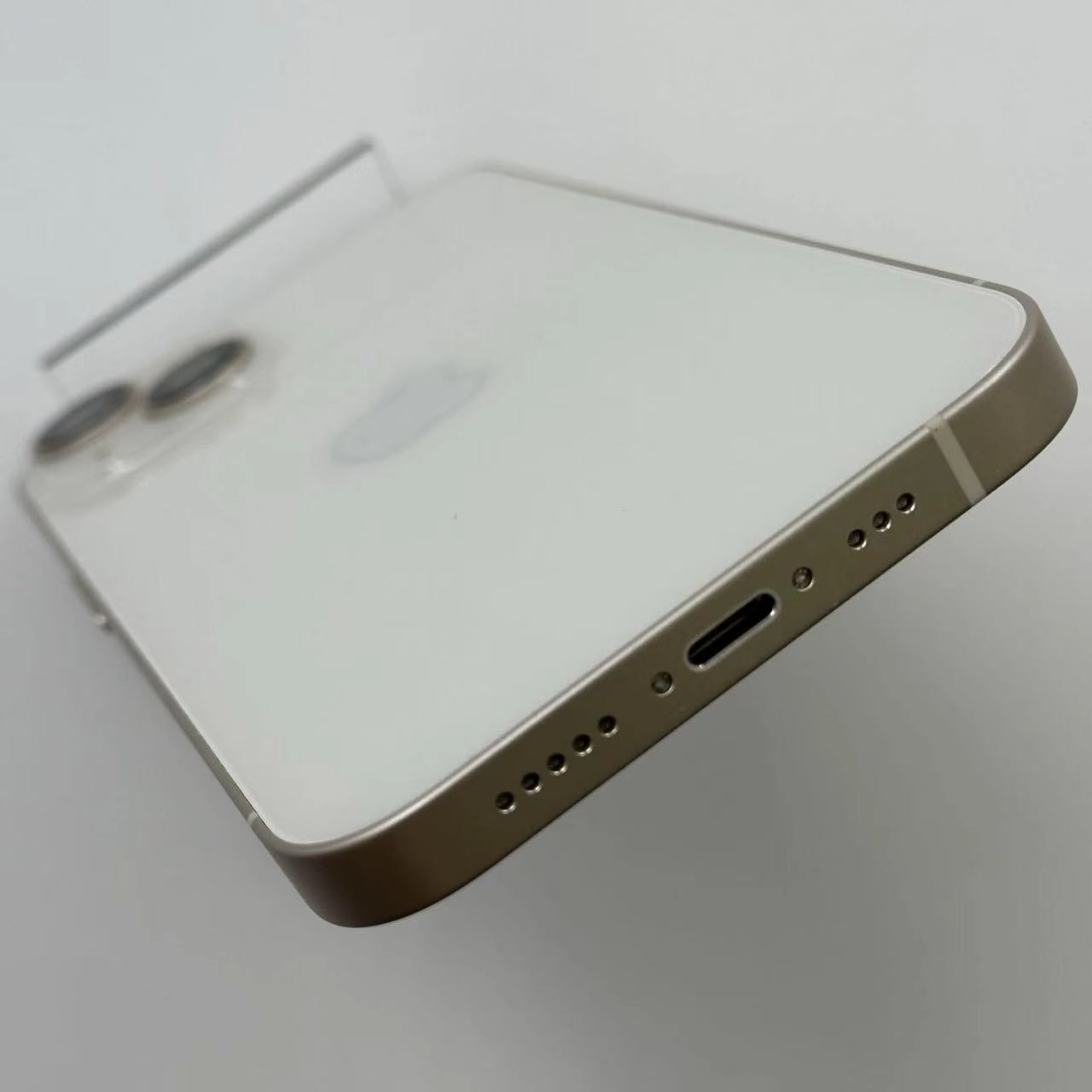 iPhone14 128GB MPUQ3J/A docomo版SIMフリー 美品