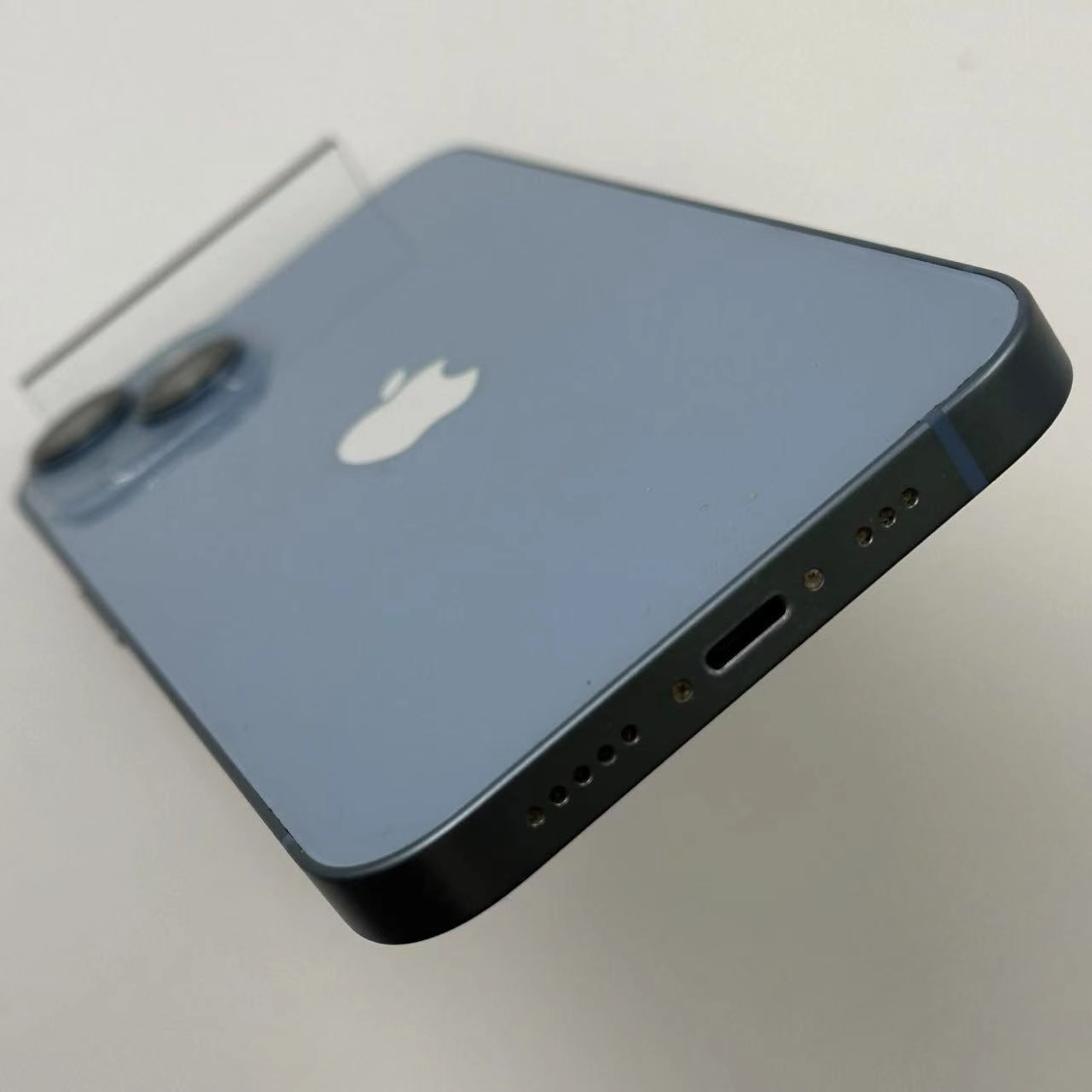 iPhone14 128GB MPVJ3J/A docomo版SIMフリー 極美品