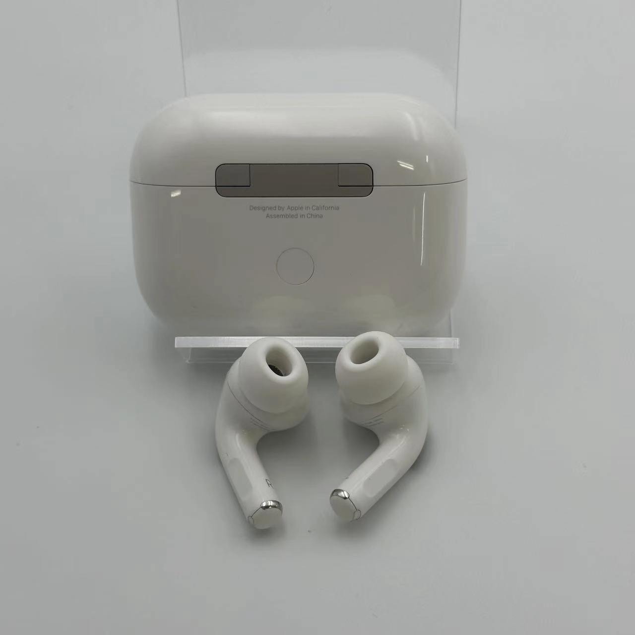 Airpods Pro 第2世代 ー ホワイト MQD83J/A 美品