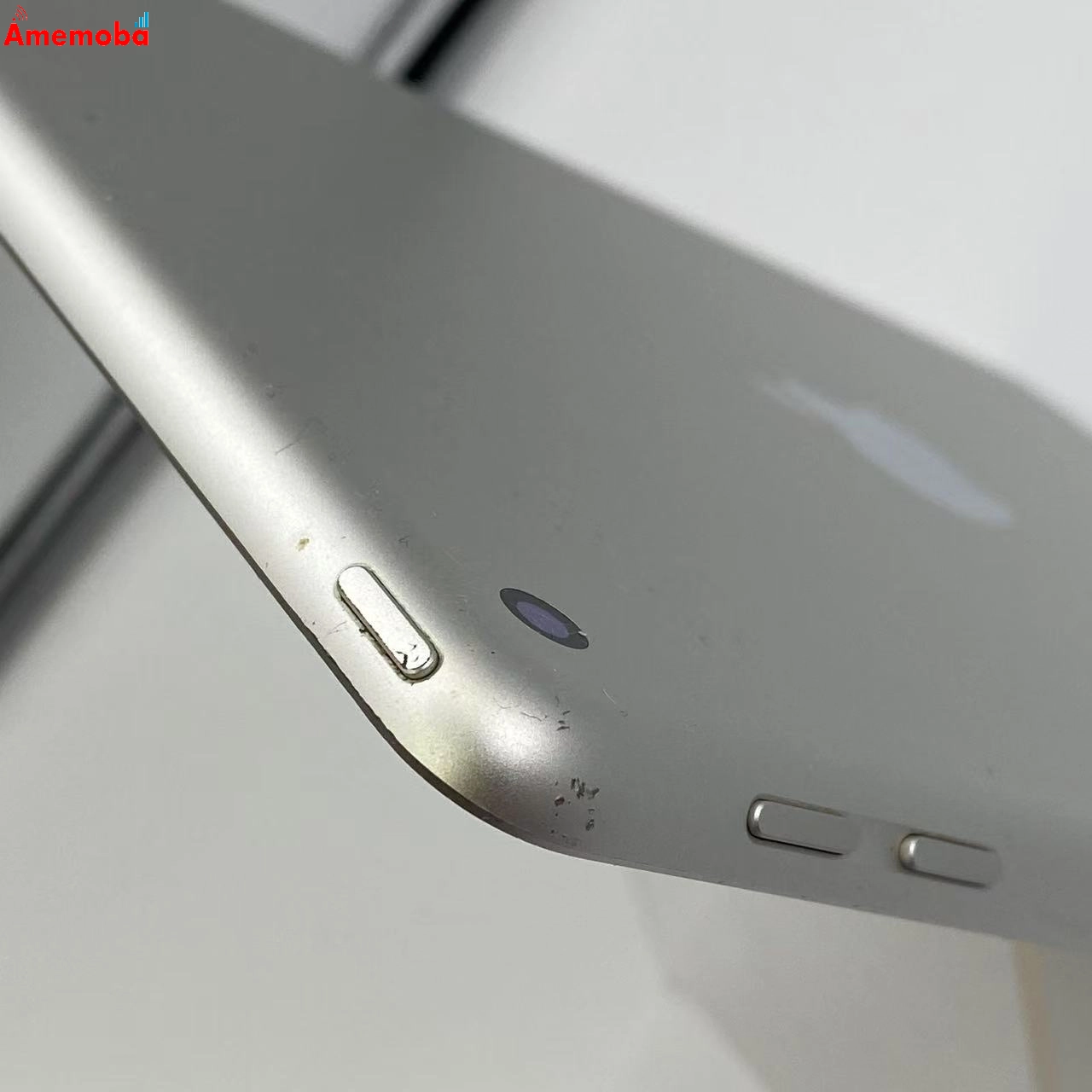 iPad 第6世代 Wi-Fiモデル 32GB MR7G2J/A