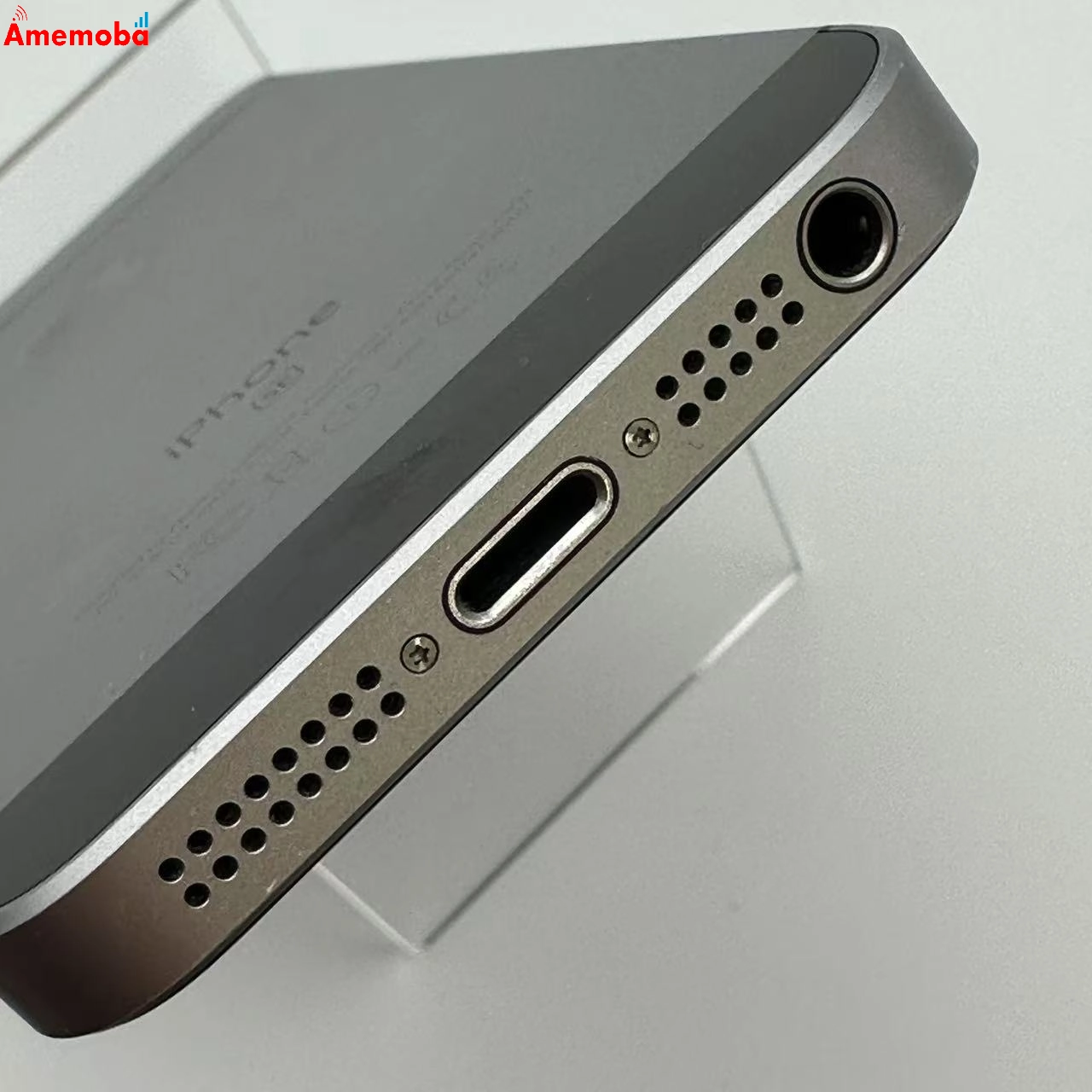 iPhoneSE 64GB MLM62J/A au版SIMフリー