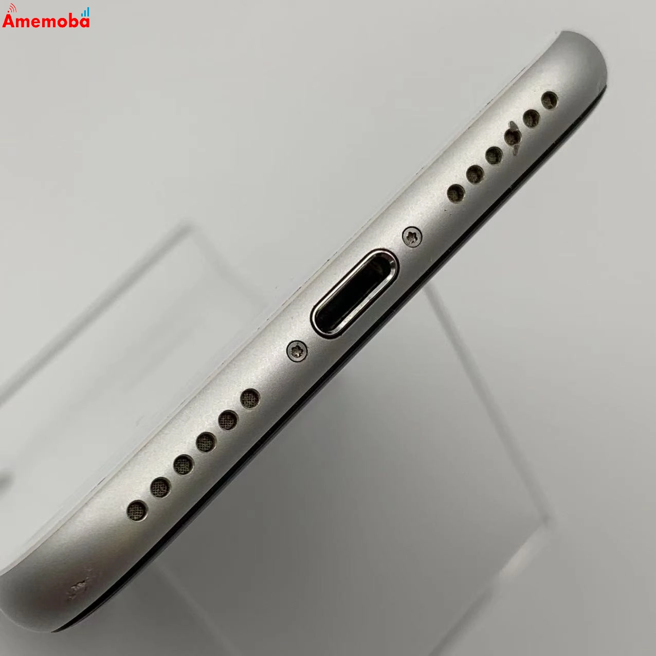 iPhoneSE 第2世代 128GB ホワイト MXD12J/A docomo版SIMフリー　ジャンク品