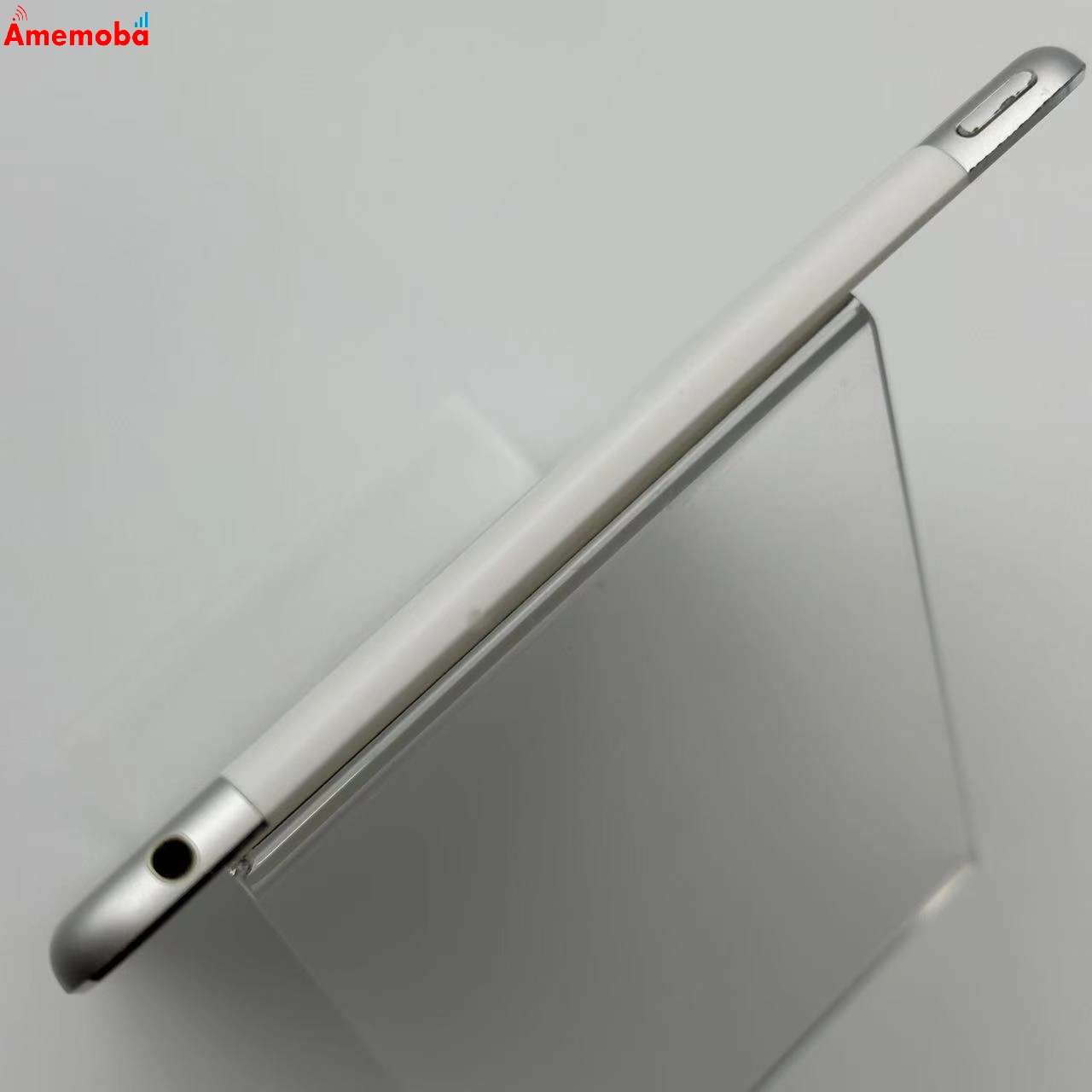 iPad mini 第4世代 16GB シルバー MK702J/A docomo版SIMフリー 訳あり品