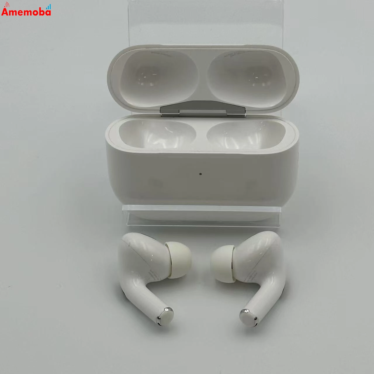 Airpods Pro 第2世代 MagSafe 充電ケース (Lightning) 付き A2698 ホワイト