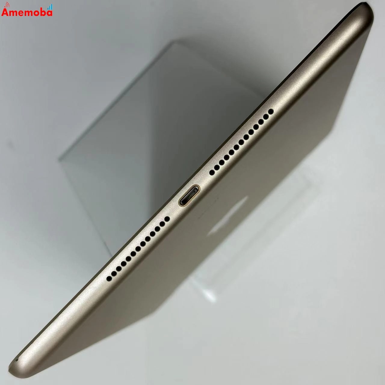 iPad 第5世代 32GB MPG42J/A docomo版SIMフリー 美品