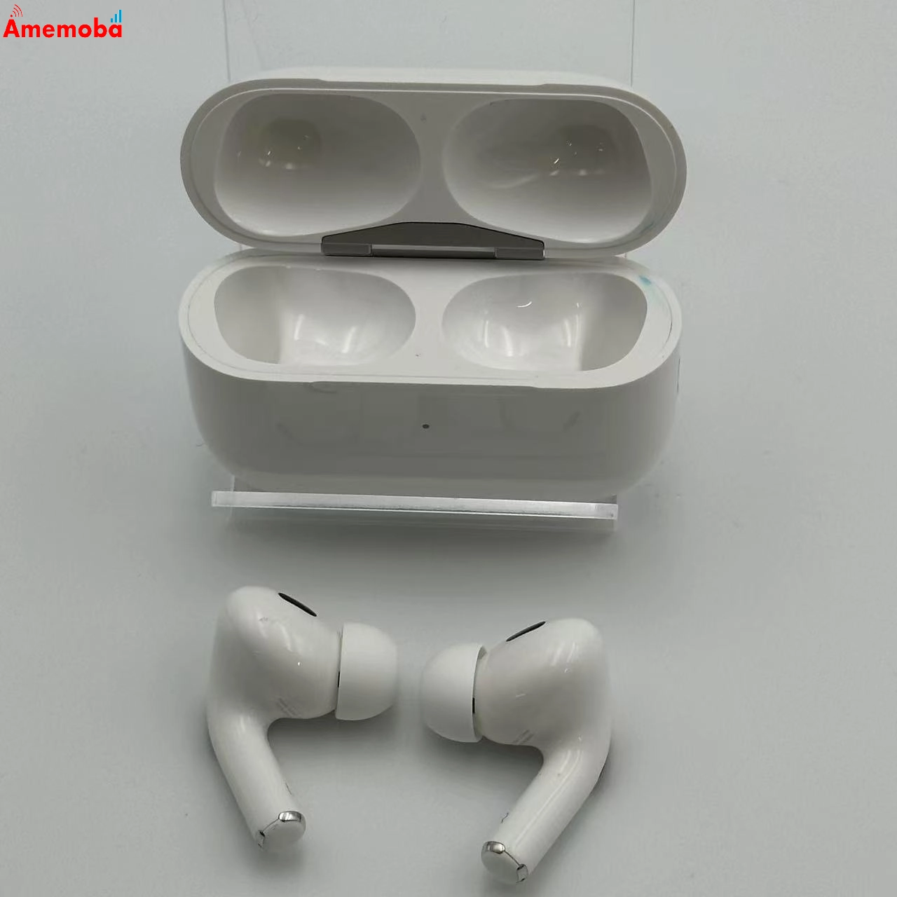 AirPods Pro 第2世代 MagSafe充電ケース(USB‑C) MUYG3J/A ホワイト